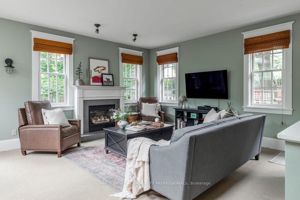 Photo 17 of 431 Dundurn Street S, Hamilton, Kirkendall — HOMEH