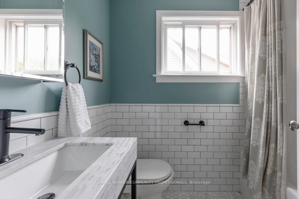 Photo 32 of 431 Dundurn Street S, Hamilton, Kirkendall — HOMEH