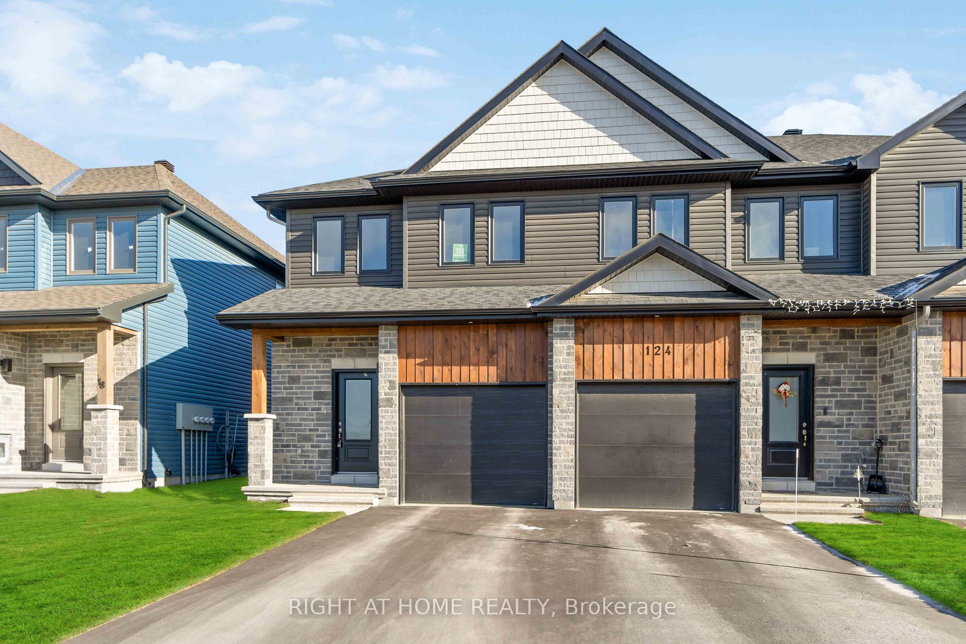 Photo 3 of 122 Dowdall Circle, Carleton Place — HOMEH