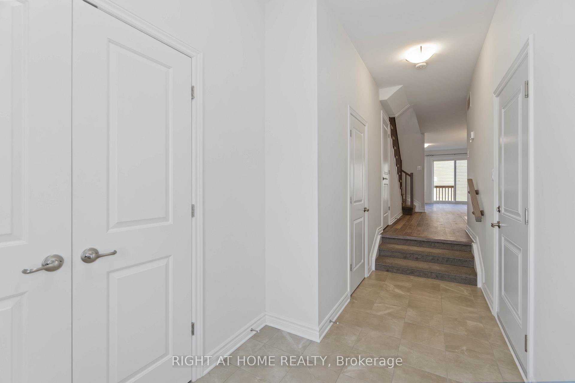 Photo 2 of 122 Dowdall Circle, Carleton Place — HOMEH