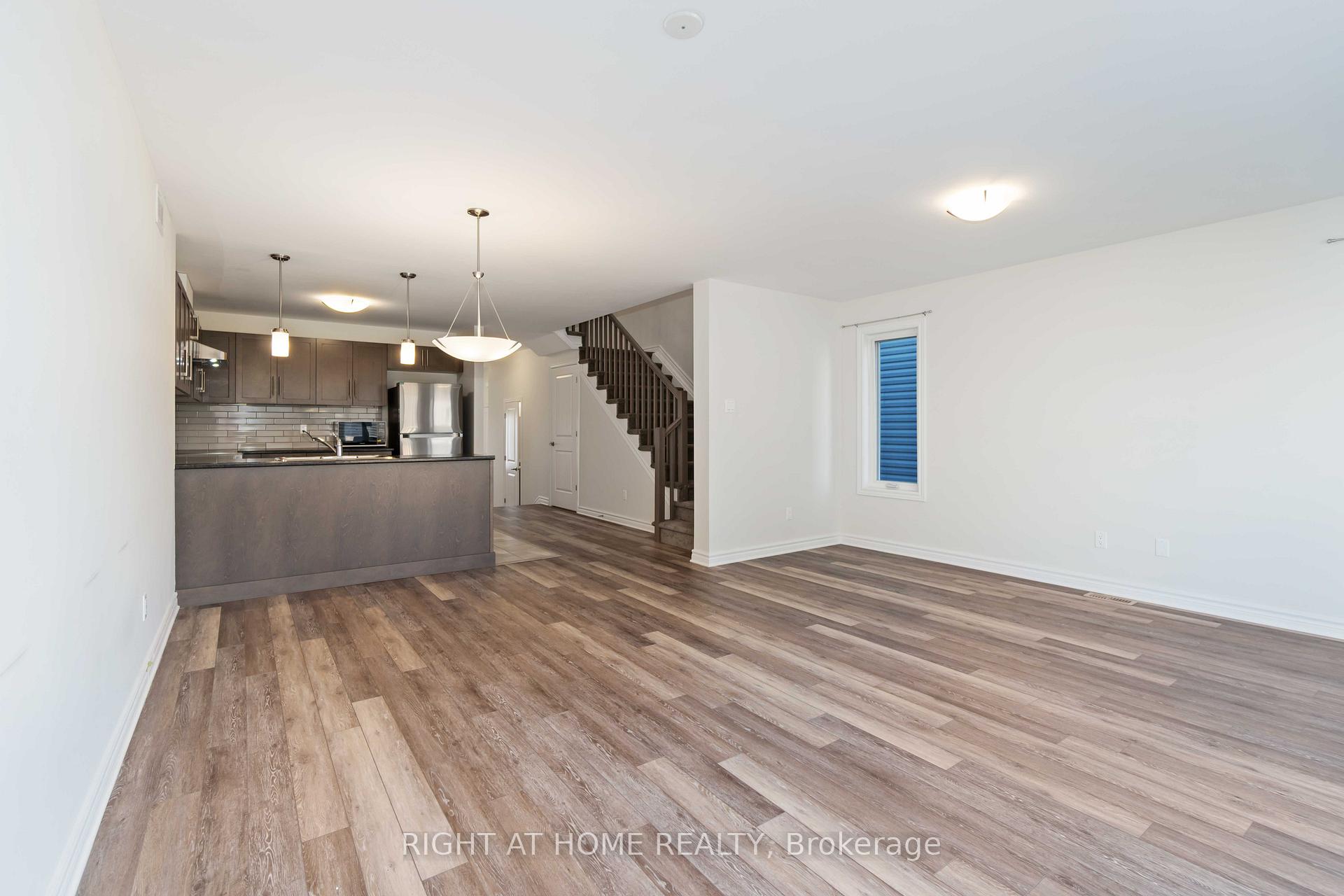 Photo 6 of 122 Dowdall Circle, Carleton Place — HOMEH