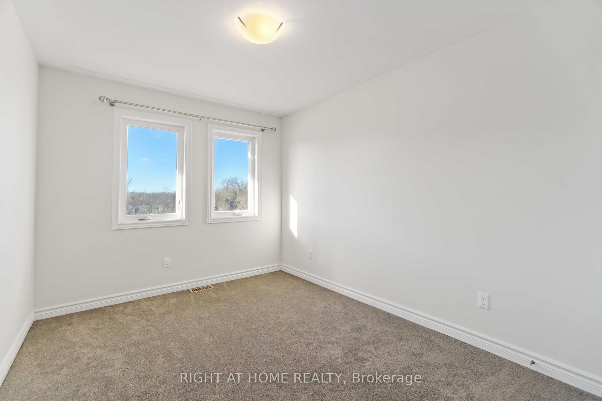 Photo 10 of 122 Dowdall Circle, Carleton Place — HOMEH