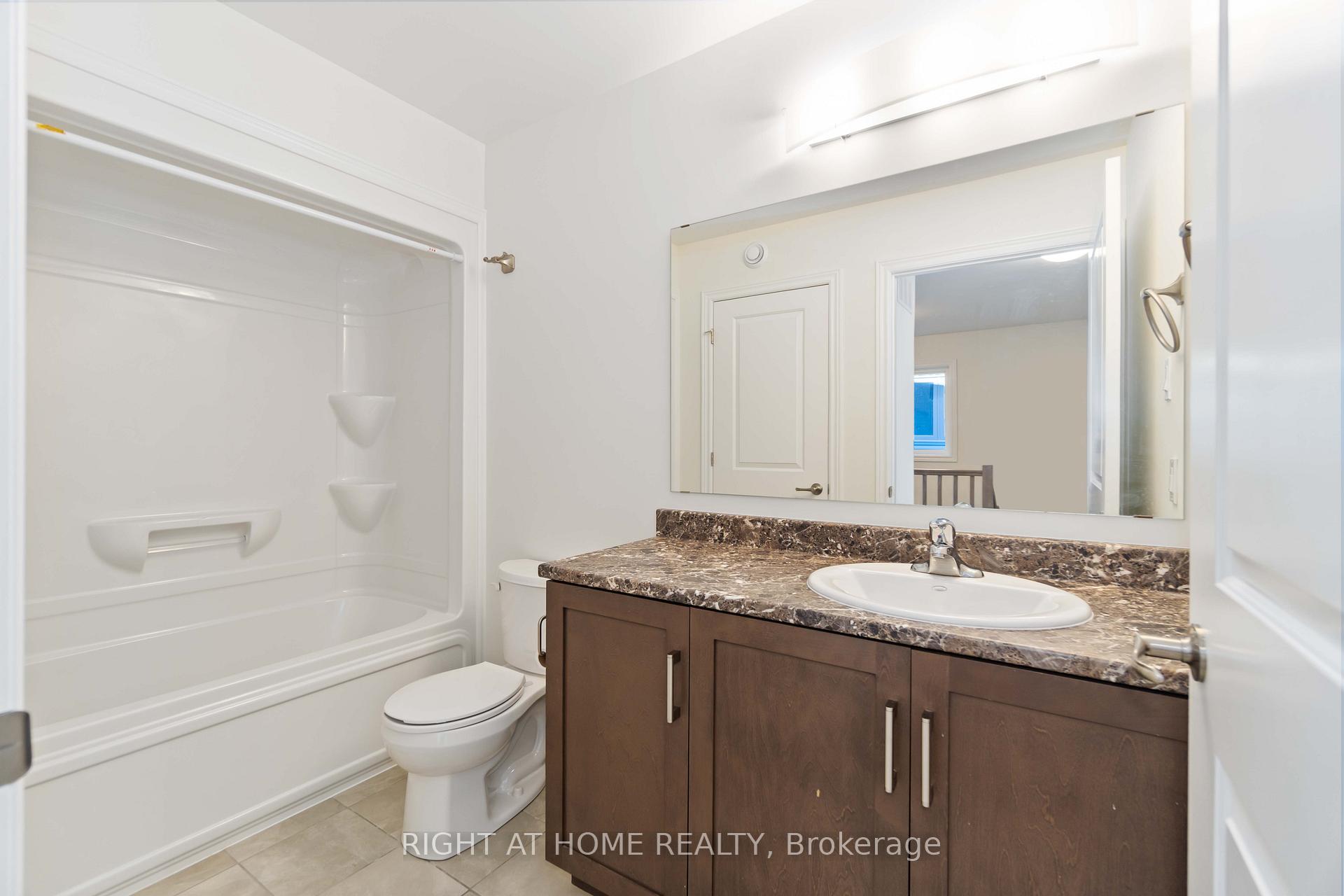 Photo 16 of 122 Dowdall Circle, Carleton Place — HOMEH