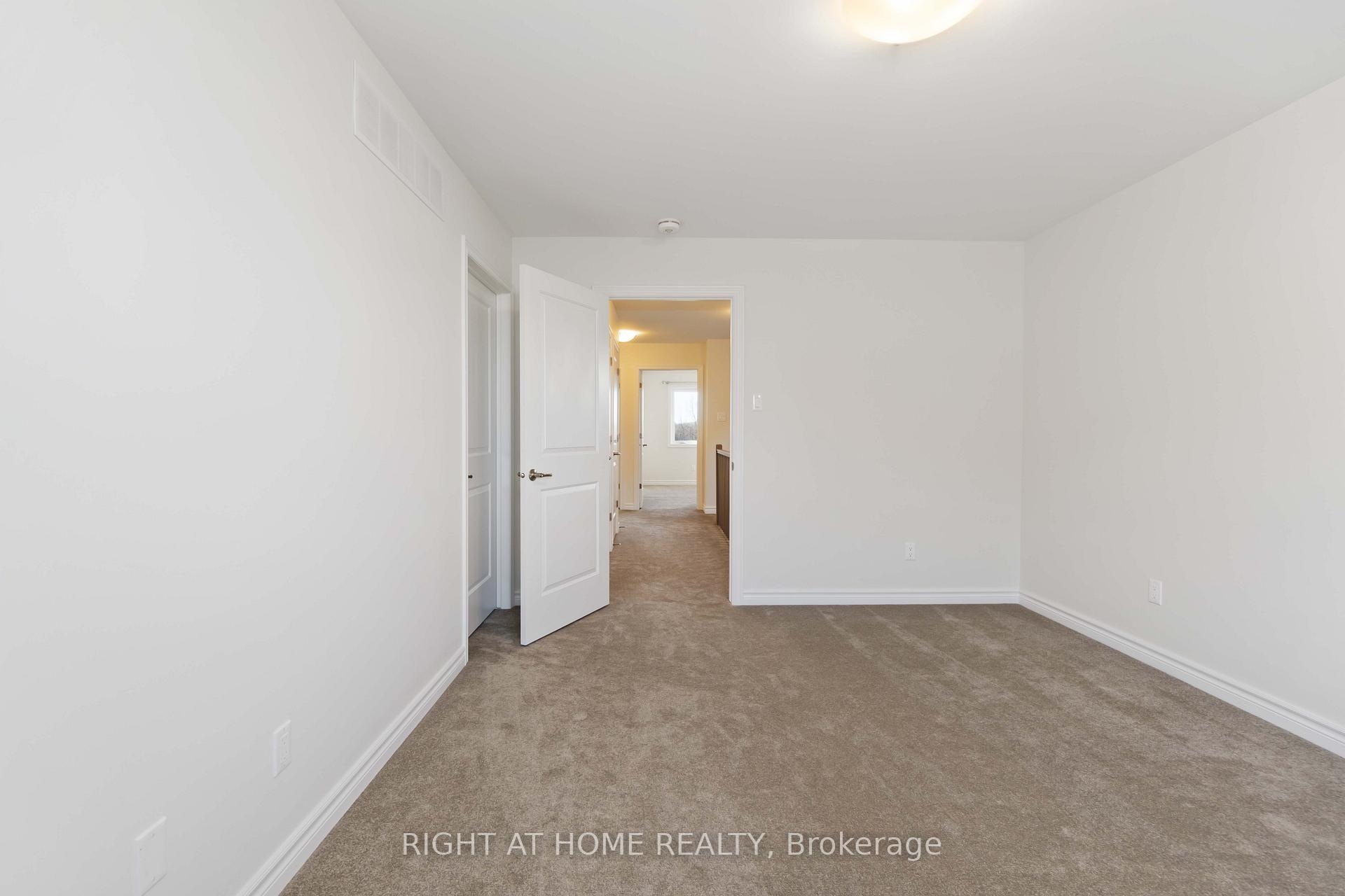 Photo 17 of 122 Dowdall Circle, Carleton Place — HOMEH