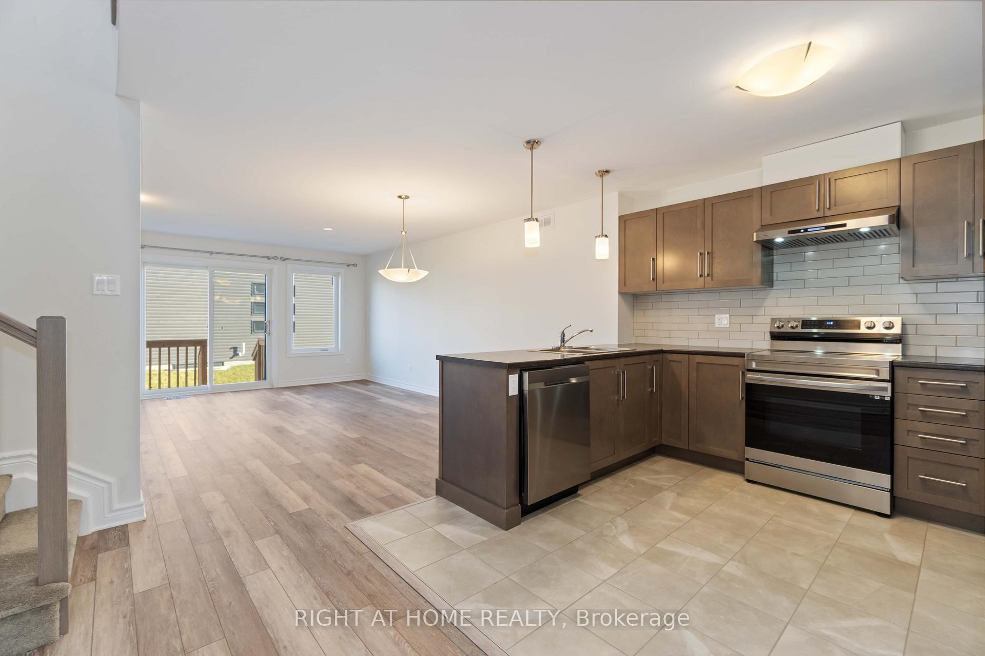 Photo 38 of 122 Dowdall Circle, Carleton Place — HOMEH