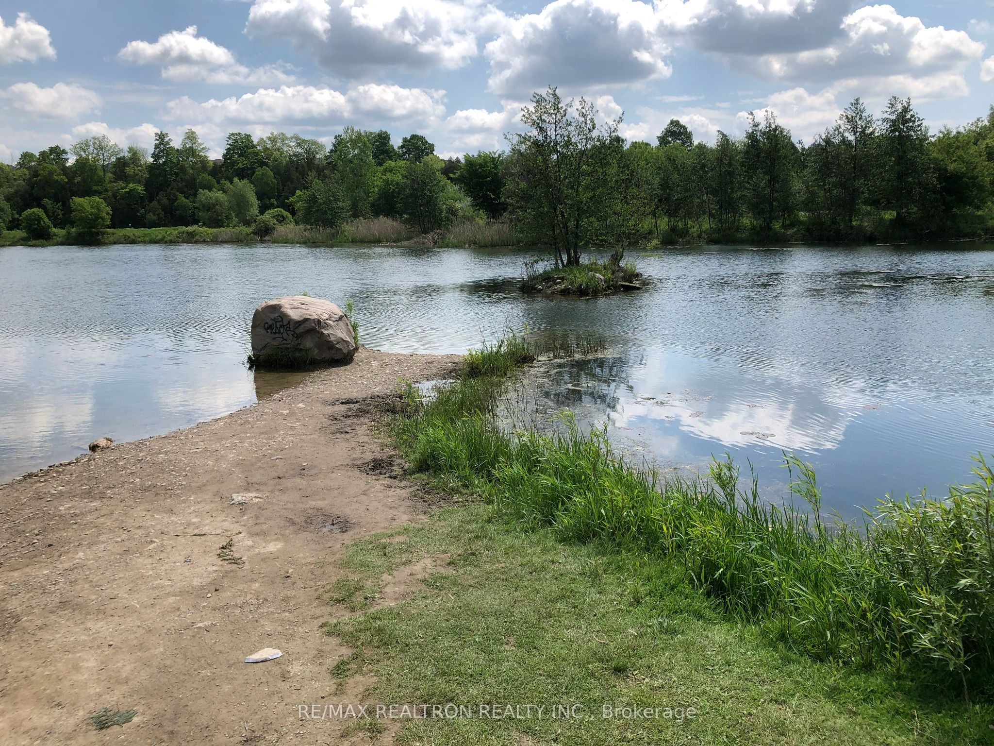 Photo 86 of 134 Dolman Street, Woolwich, Breslau — HOMEH