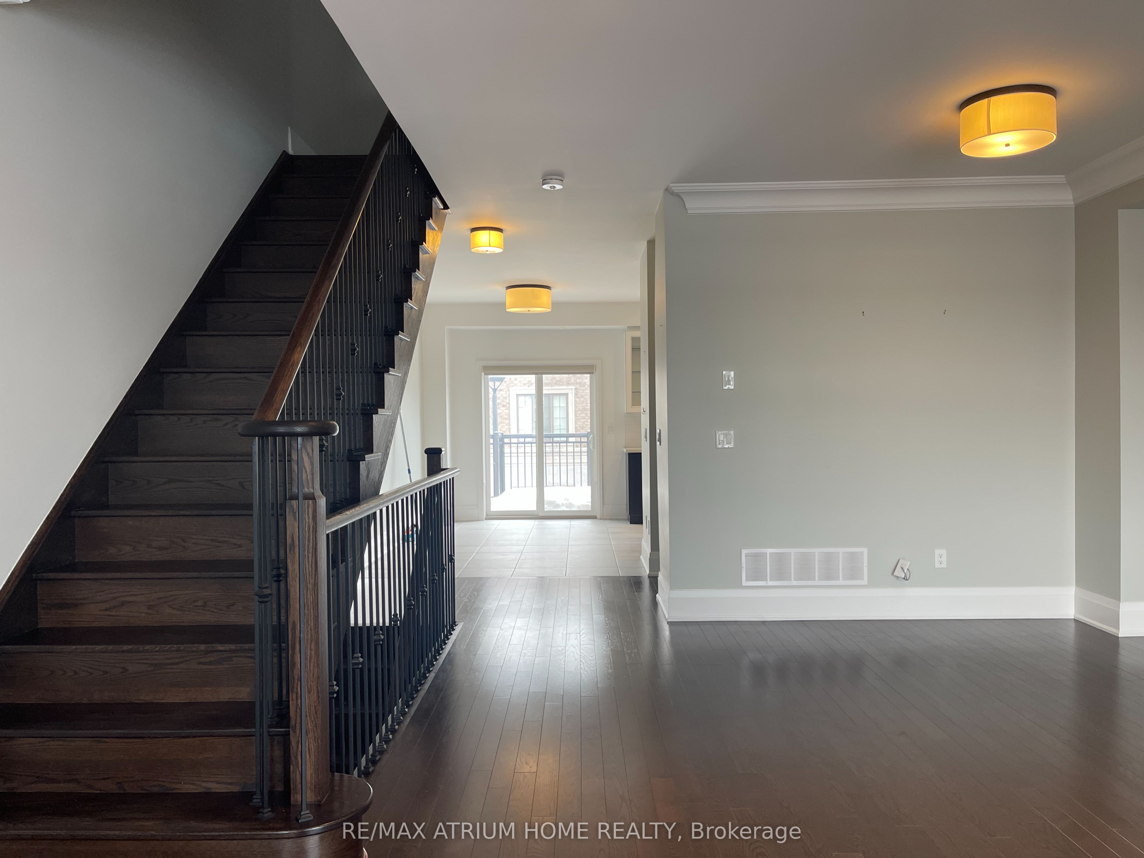 Photo 51 of 11 Sir Frederick Banting Way, Markham, Unionville — HOMEH