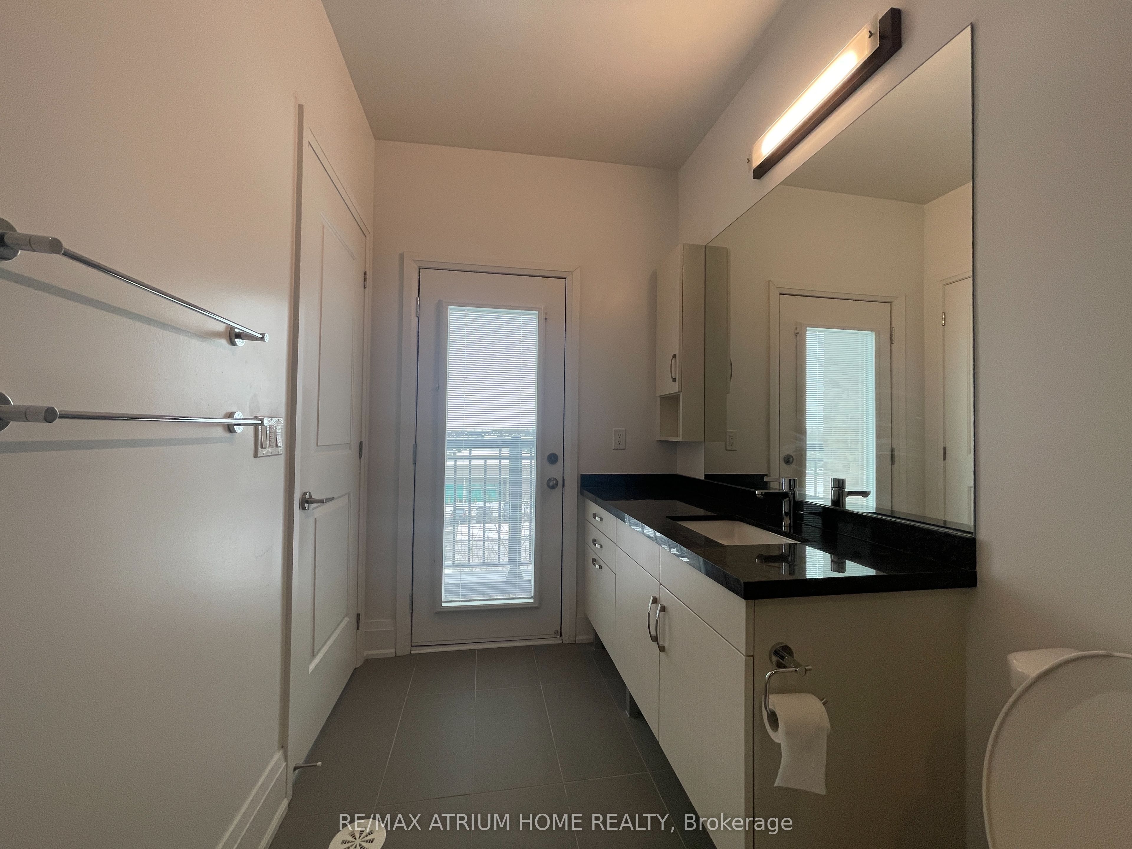 Photo 42 of 11 Sir Frederick Banting Way, Markham, Unionville — HOMEH