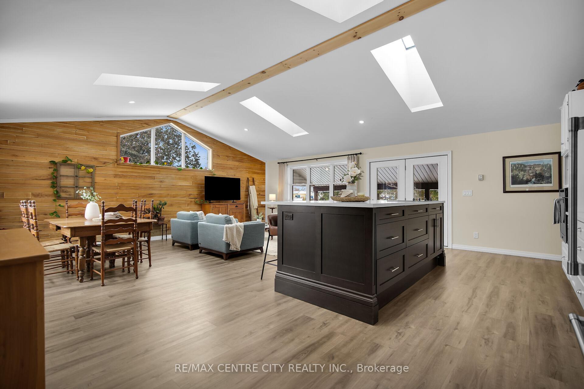 Photo 4 of 56518 Talbot Line, Bayham, Rural Bayham — HOMEH