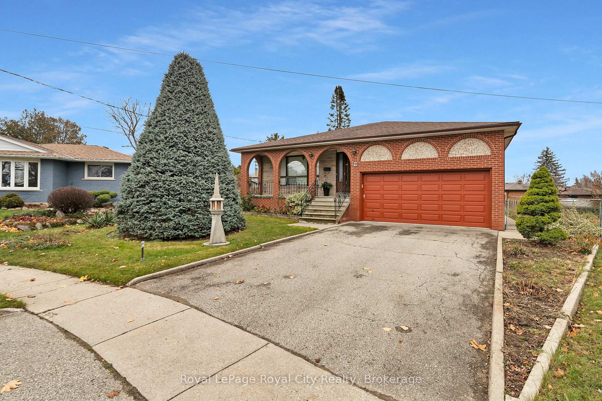 Front of 9 Blackbird Crescent
