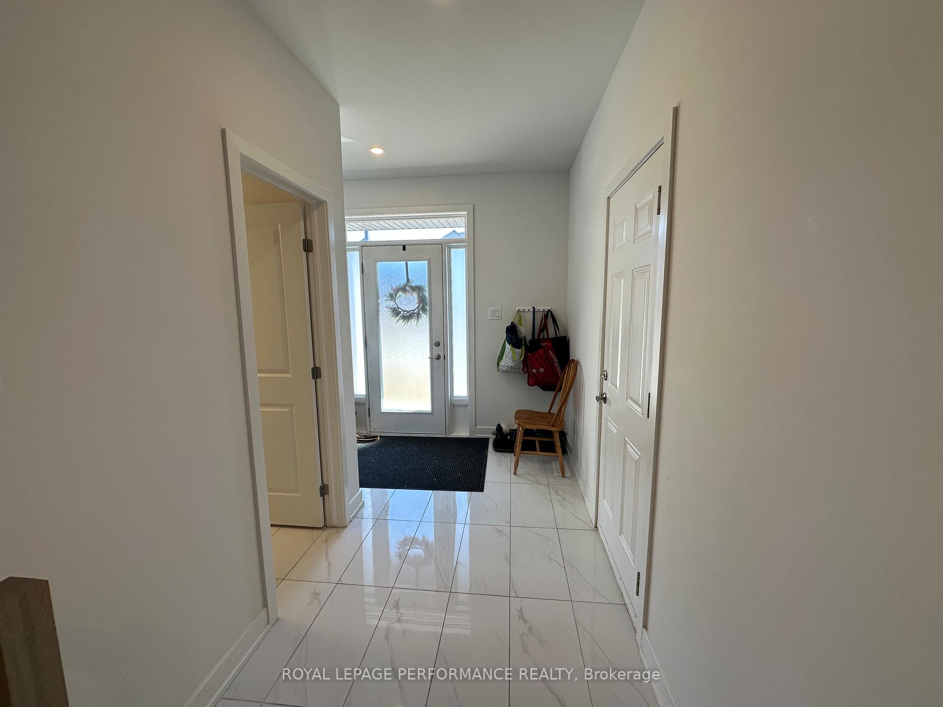 Photo 7 of 111 Heirloom Street, Ottawa, Riverside South/Gloucester Glen — HOMEH