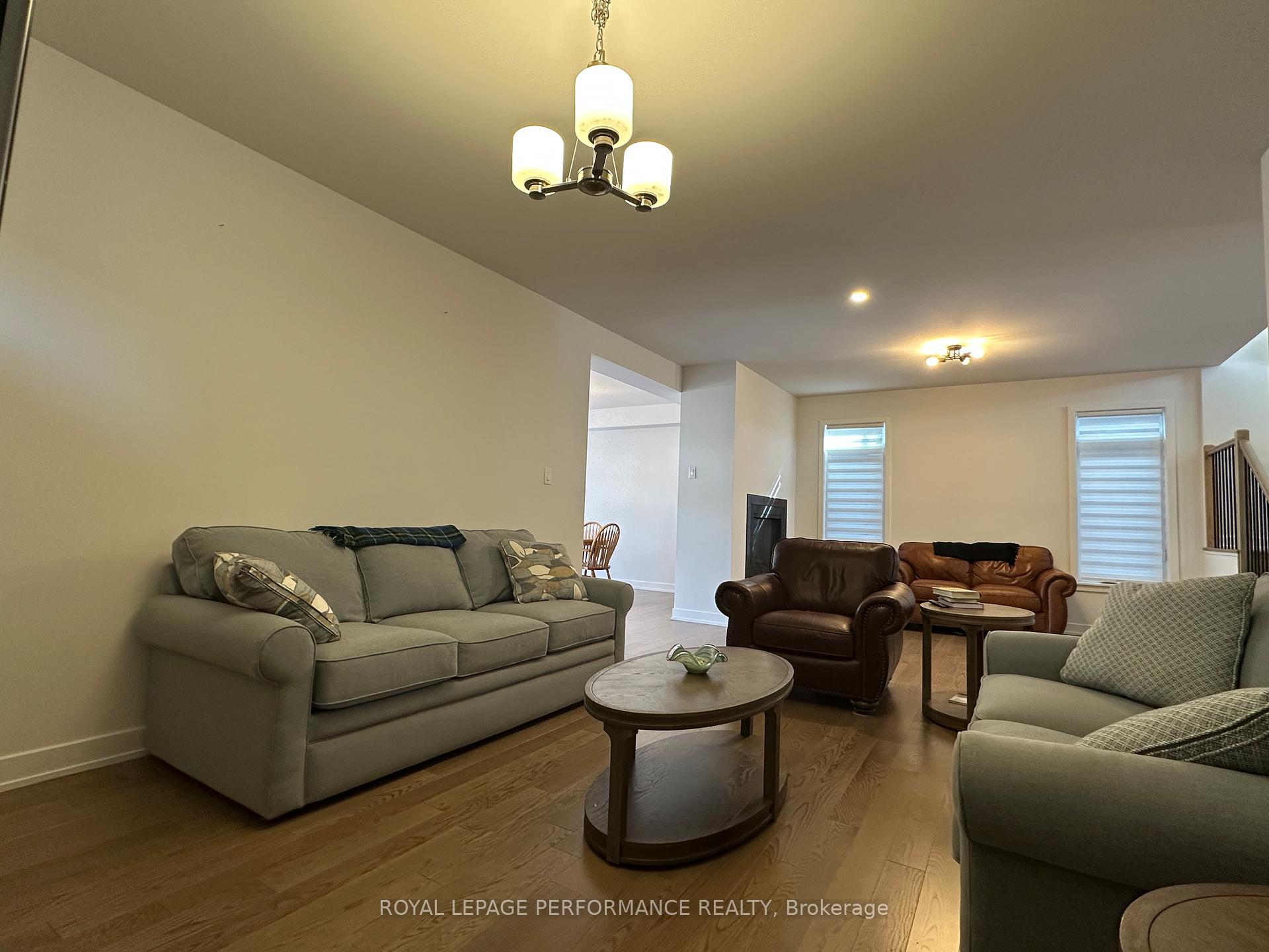 Photo 9 of 111 Heirloom Street, Ottawa, Riverside South/Gloucester Glen — HOMEH