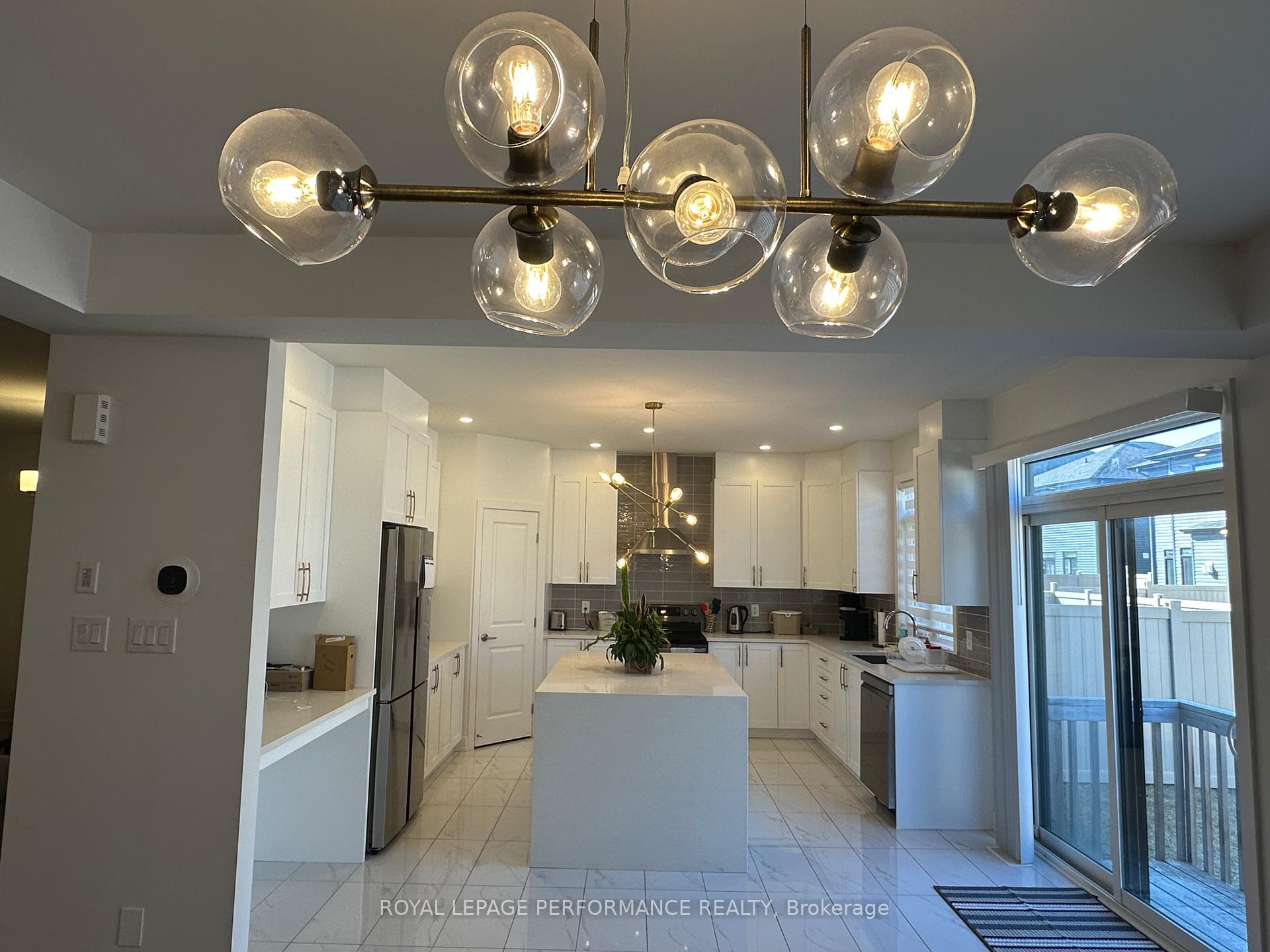 Photo 12 of 111 Heirloom Street, Ottawa, Riverside South/Gloucester Glen — HOMEH