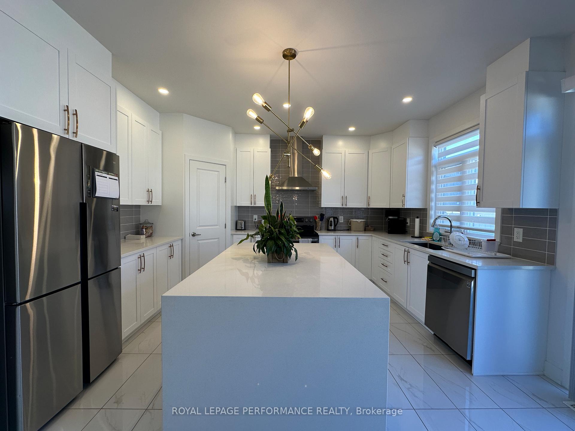 Photo 13 of 111 Heirloom Street, Ottawa, Riverside South/Gloucester Glen — HOMEH