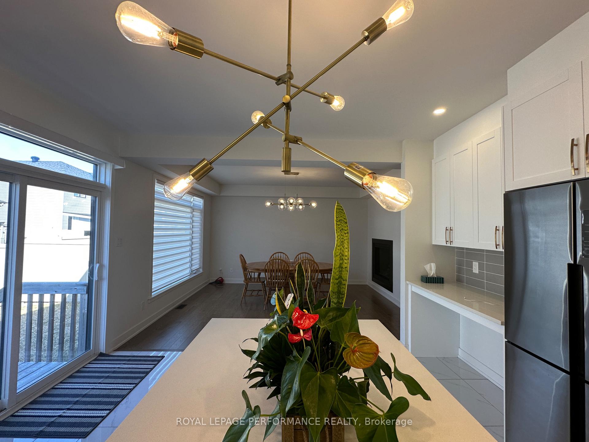 Photo 11 of 111 Heirloom Street, Ottawa, Riverside South/Gloucester Glen — HOMEH