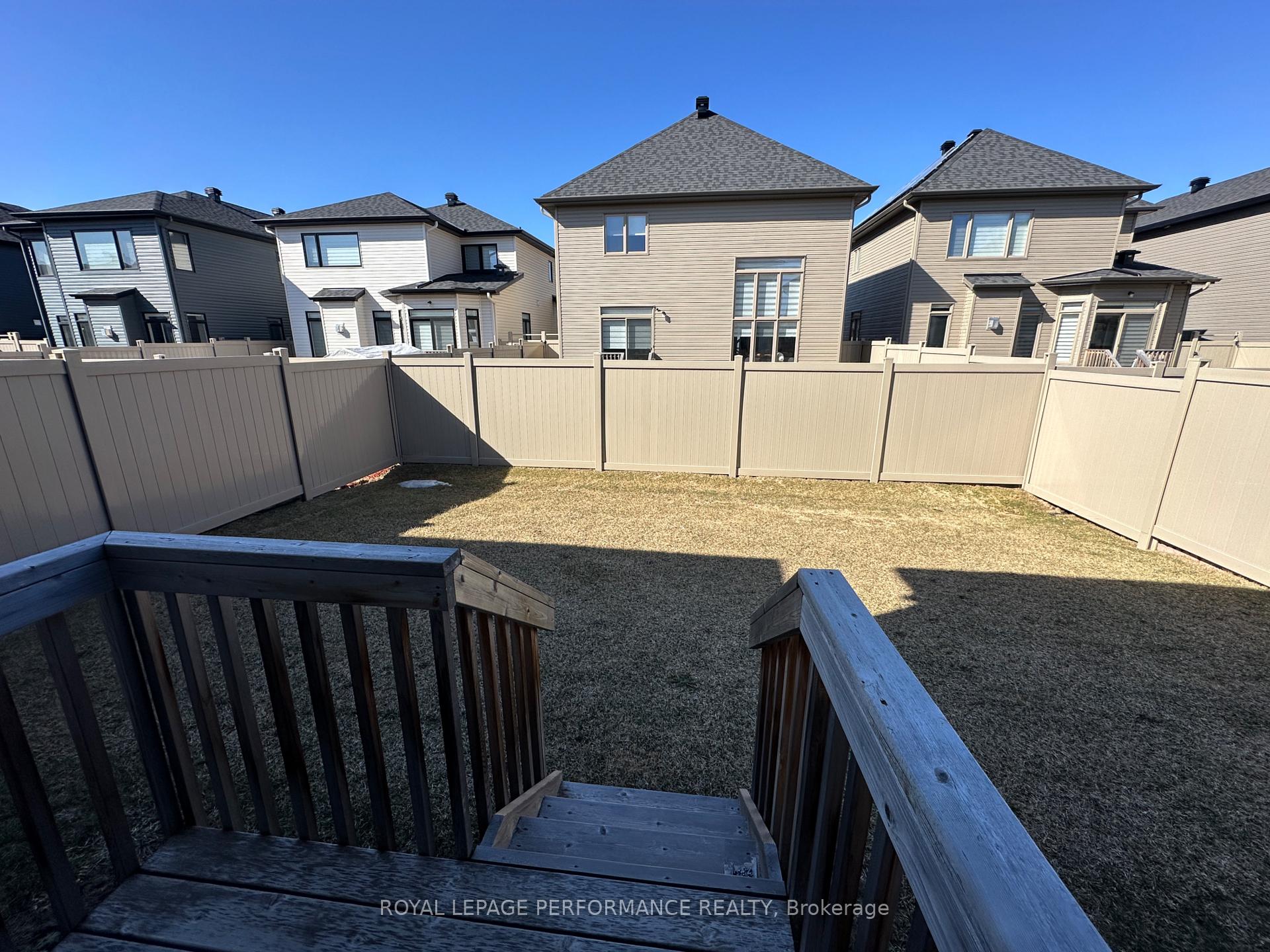 Photo 30 of 111 Heirloom Street, Ottawa, Riverside South/Gloucester Glen — HOMEH