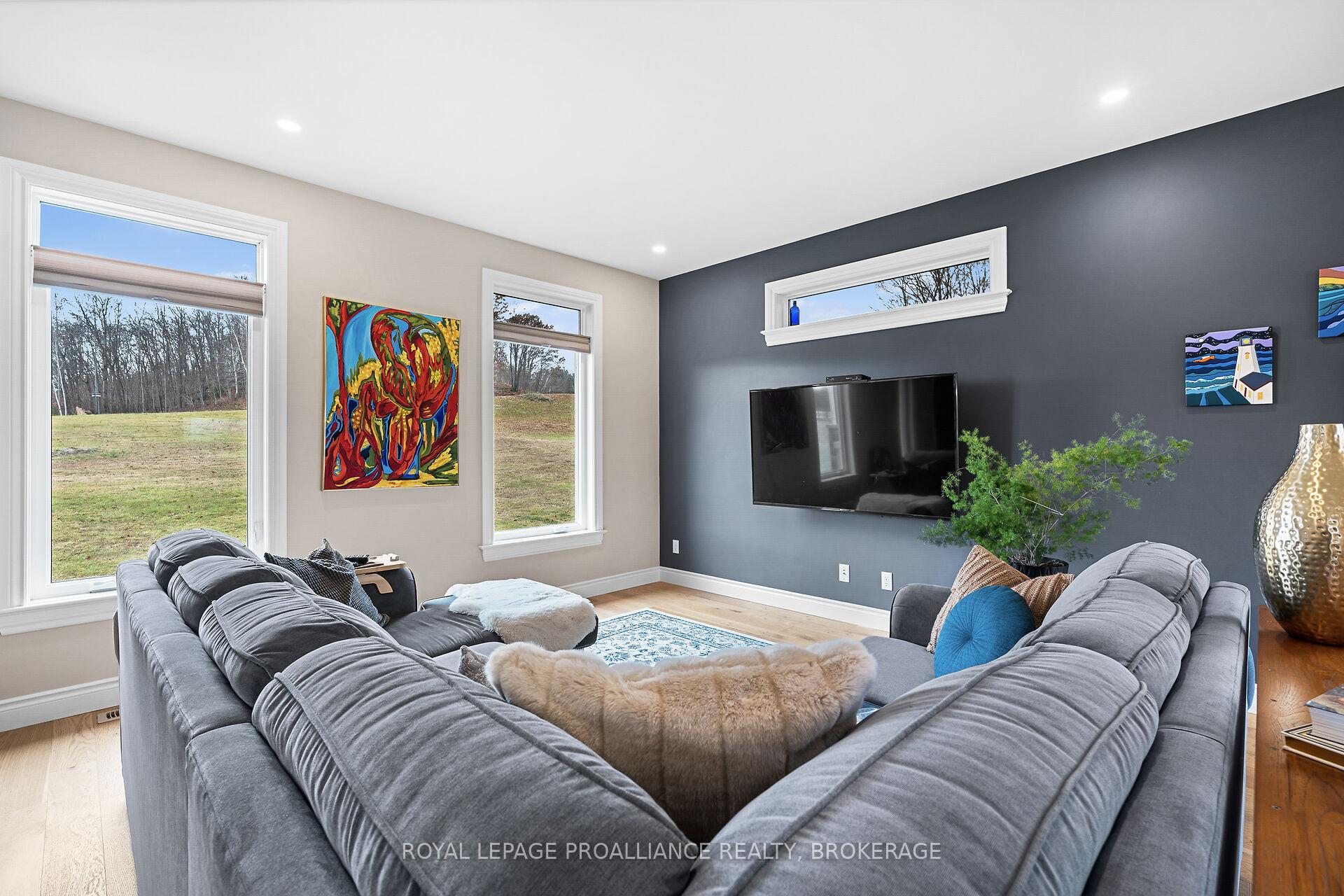 Photo 9 of 29 Starlight Lane, Frontenac, Frontenac South — HOMEH