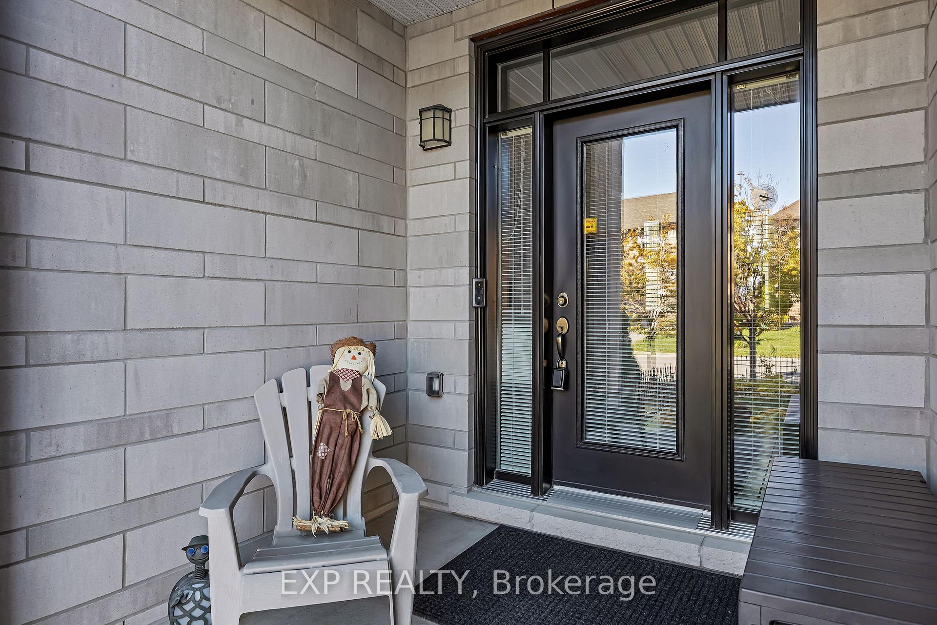 Photo 3 of 121 Mattingly Way, Ottawa, Riverside South/Gloucester Glen — HOMEH