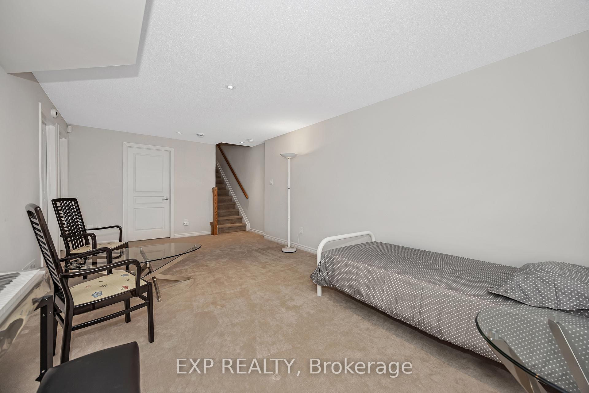 Photo 36 of 121 Mattingly Way, Ottawa, Riverside South/Gloucester Glen — HOMEH