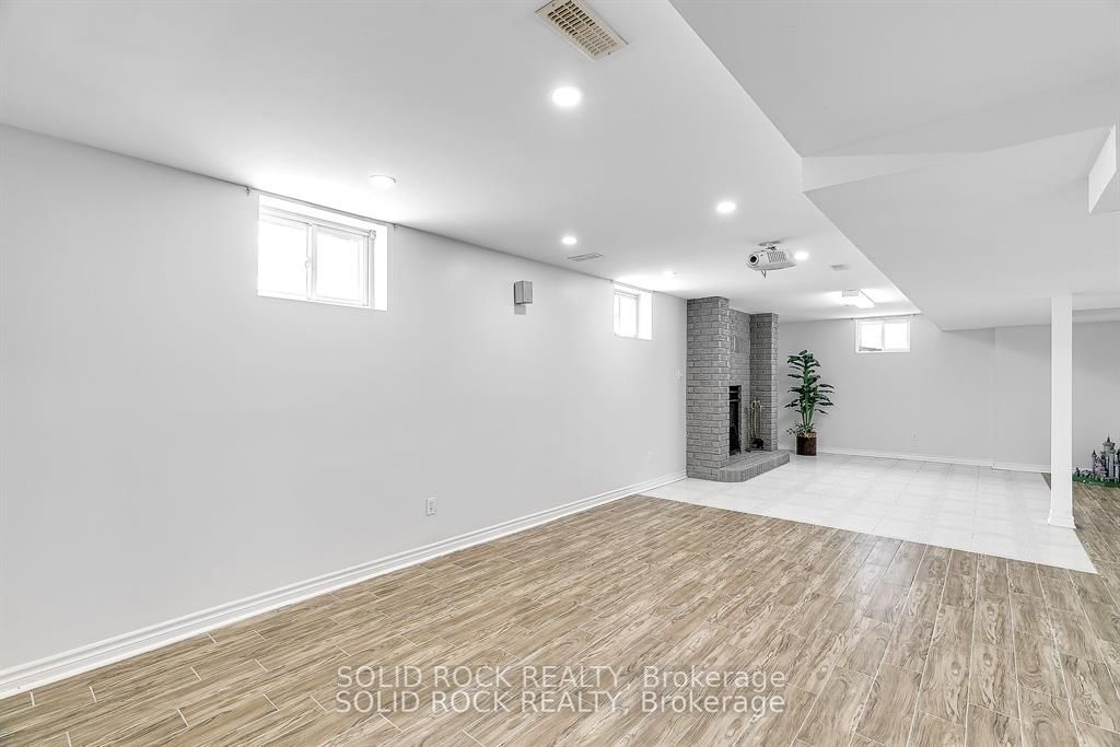 Photo 66 of 42 Marchbrook Circle, Ottawa, Kanata - Rural Kanata (Central) — HOMEH