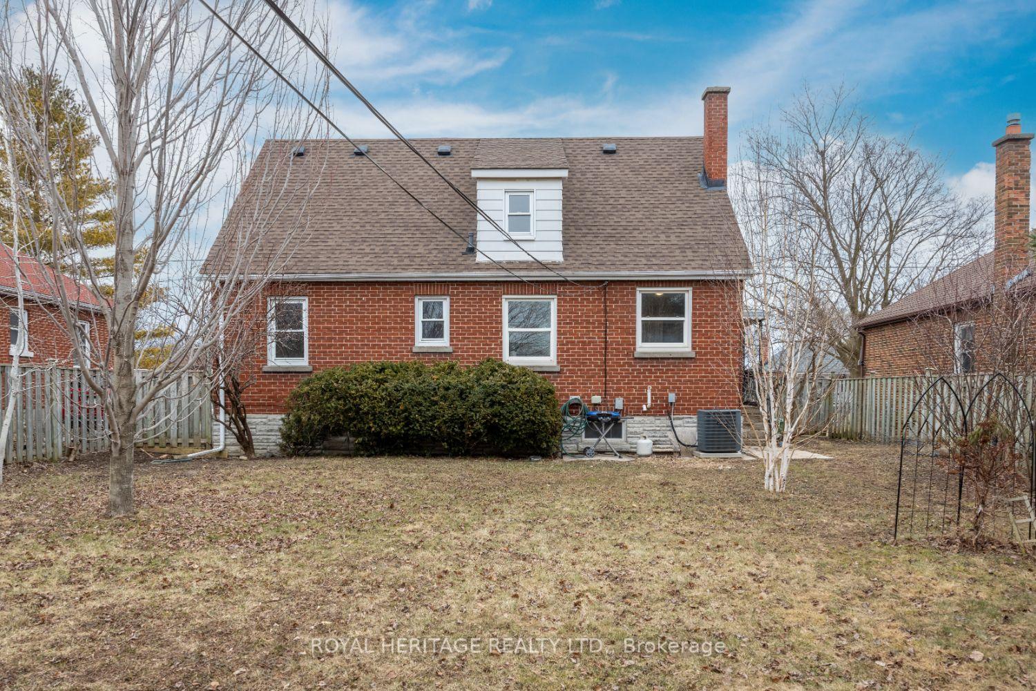 Photo 40 of 18 Orchardview Boulevard, Clarington, Bowmanville — HOMEH