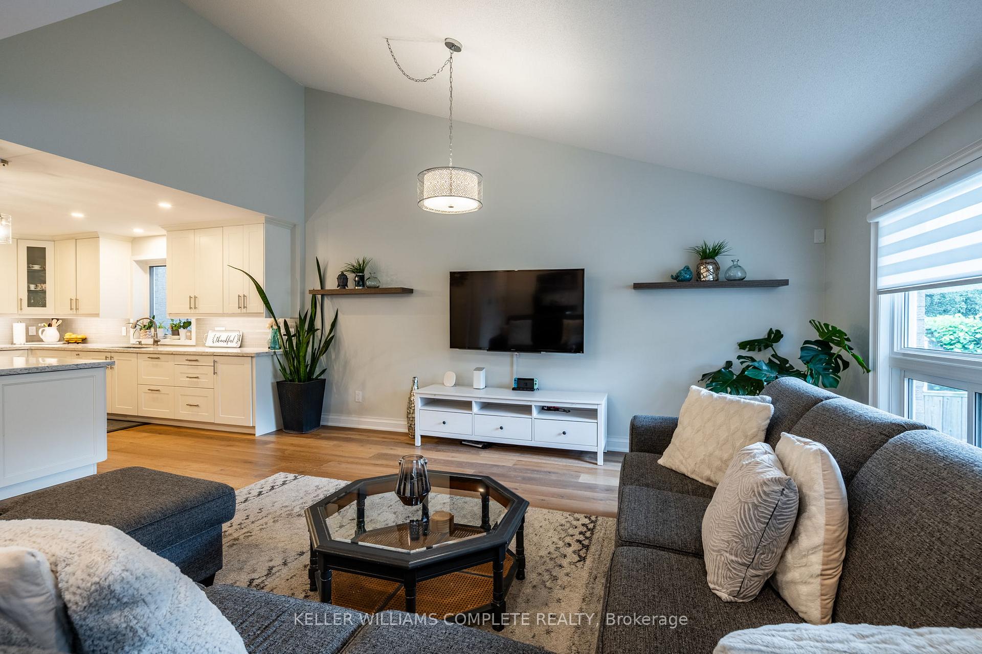 Photo 11 of 12 Giovanna Drive, Hamilton, Sheldon — HOMEH