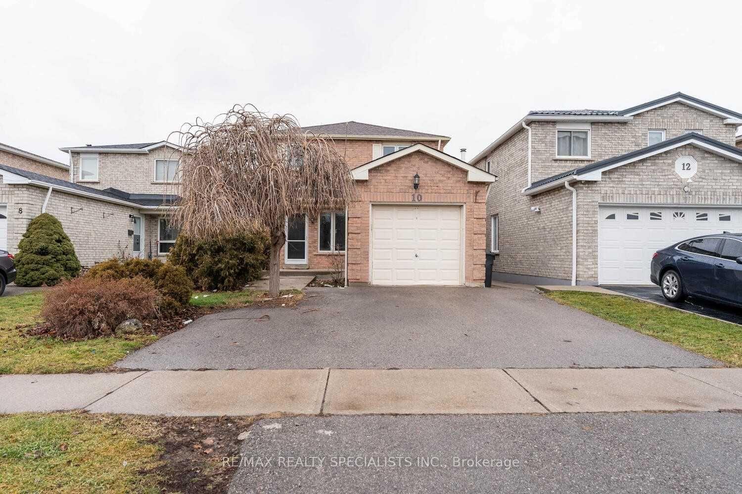 Photo 1 of Unit Upper, 10 Sandmere Avenue, Brampton, Heart Lake West — HOMEH