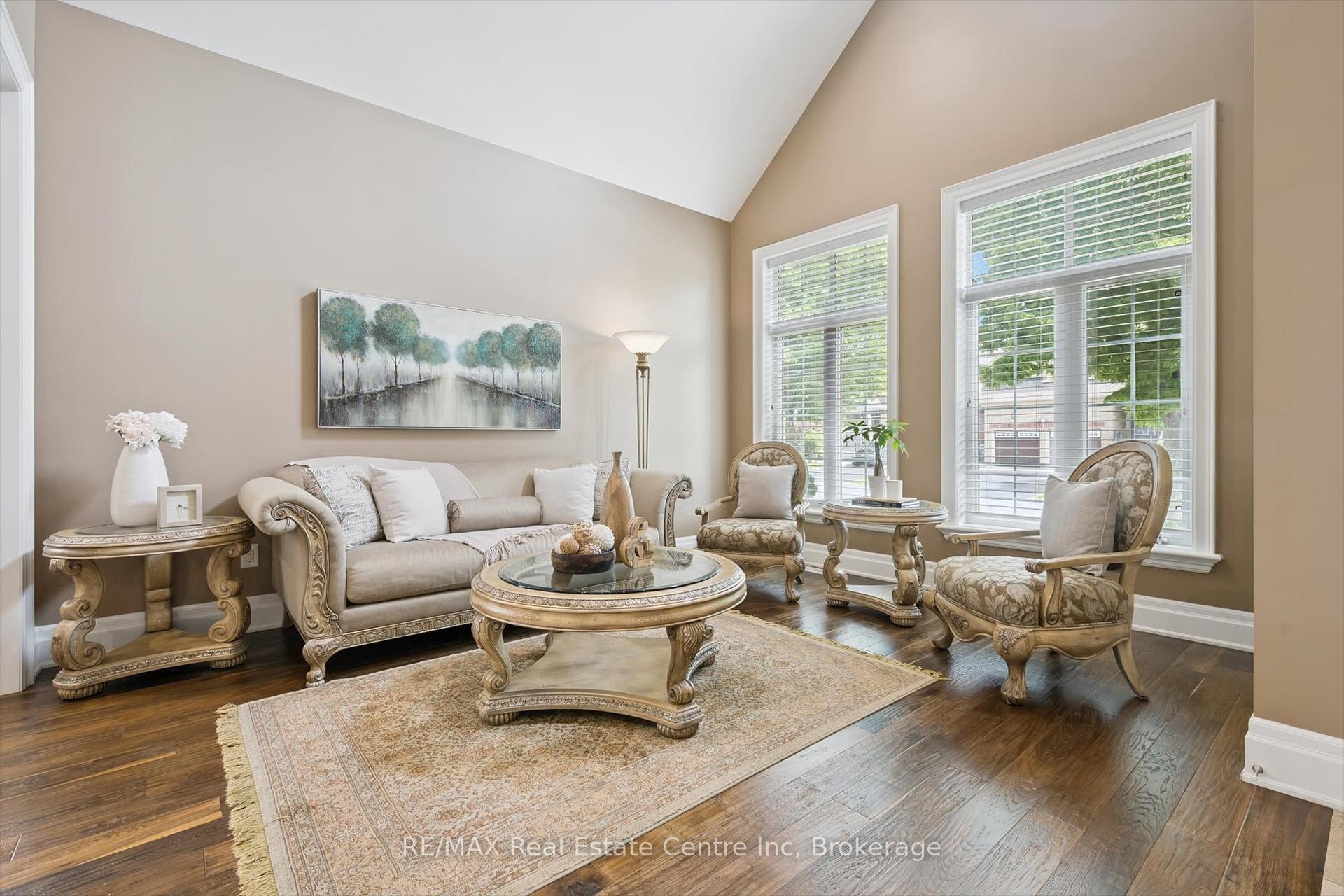 Photo 3 of 68 Gentle Fox Drive, Caledon, Rural Caledon — HOMEH