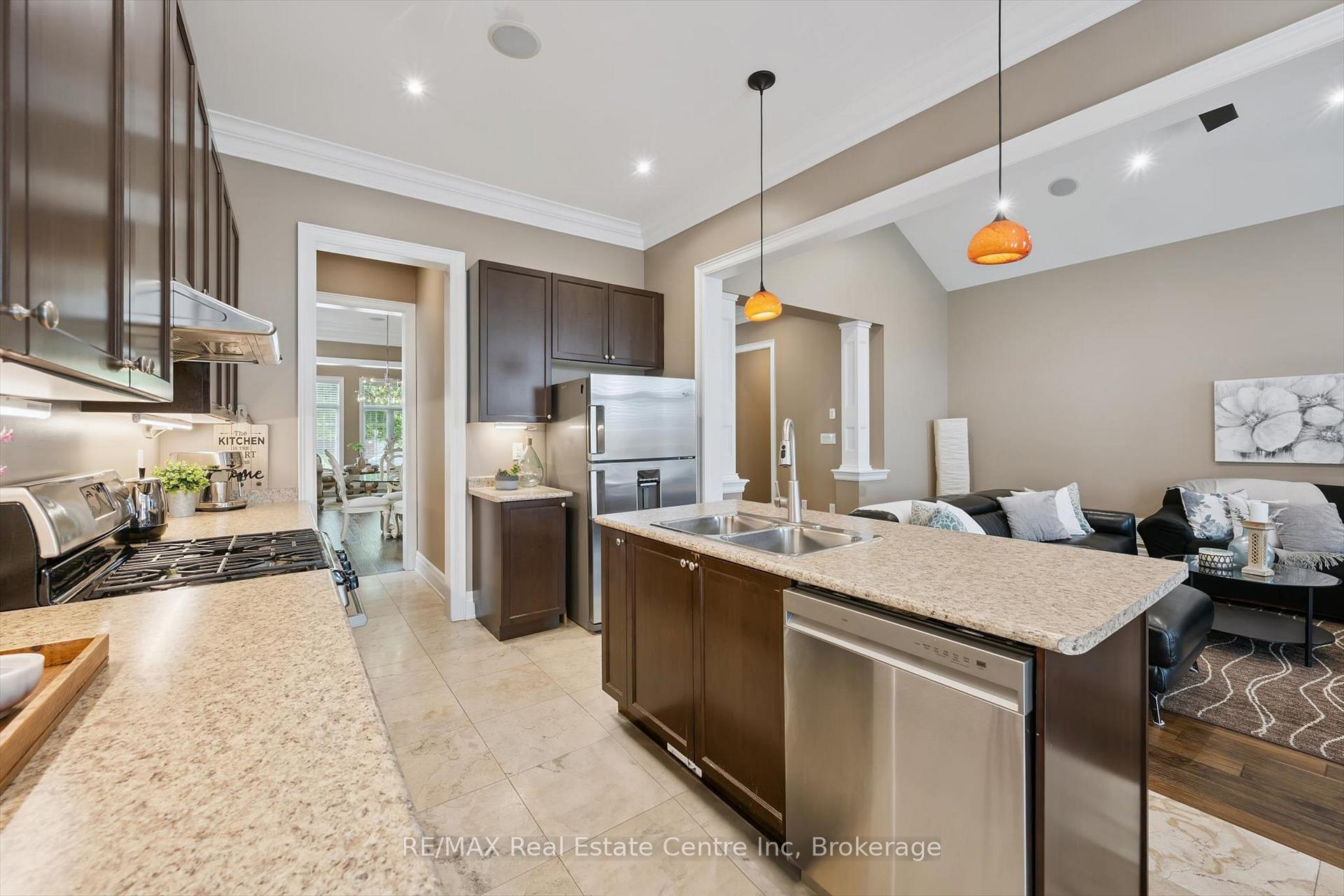 Photo 9 of 68 Gentle Fox Drive, Caledon, Rural Caledon — HOMEH