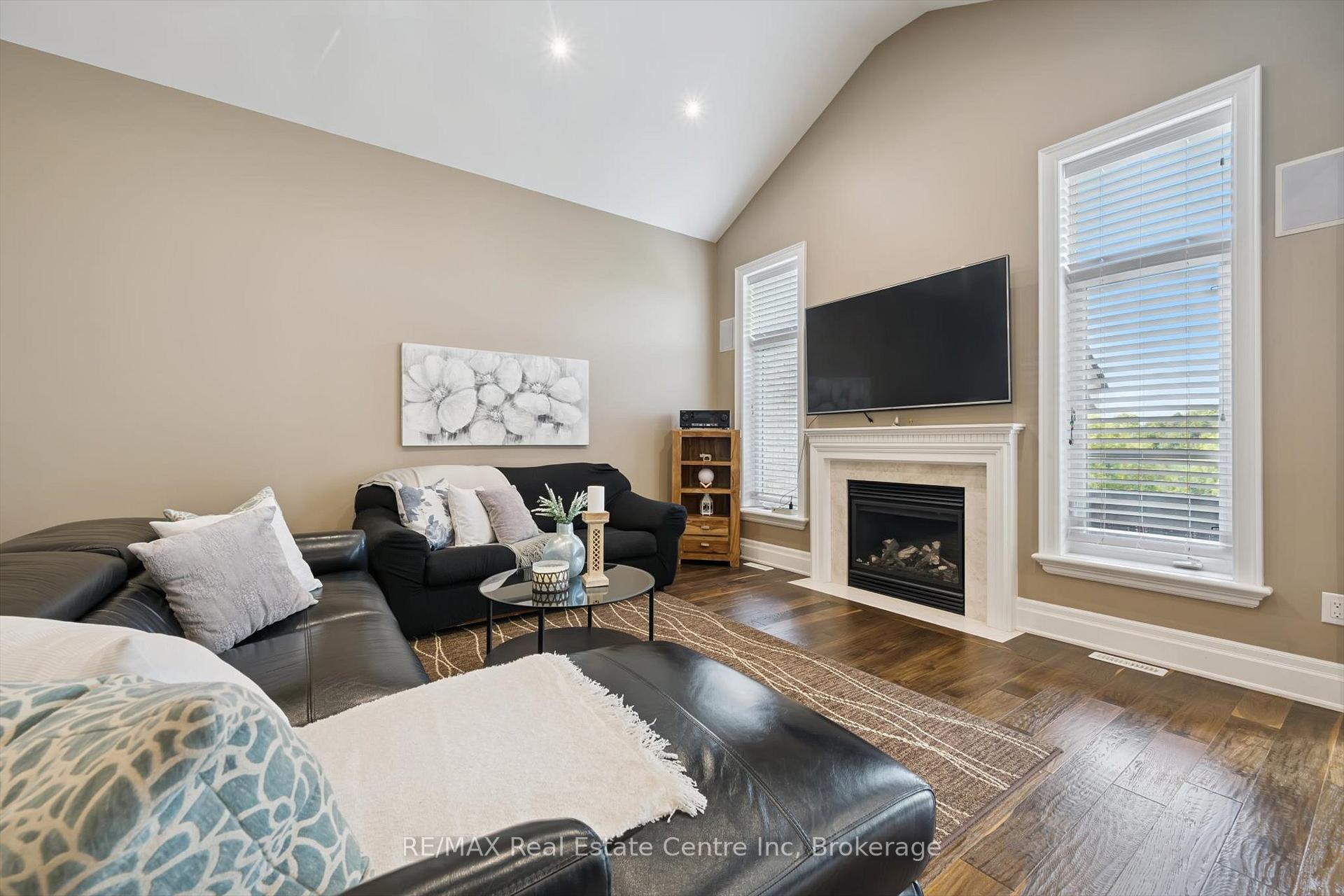 Photo 17 of 68 Gentle Fox Drive, Caledon, Rural Caledon — HOMEH