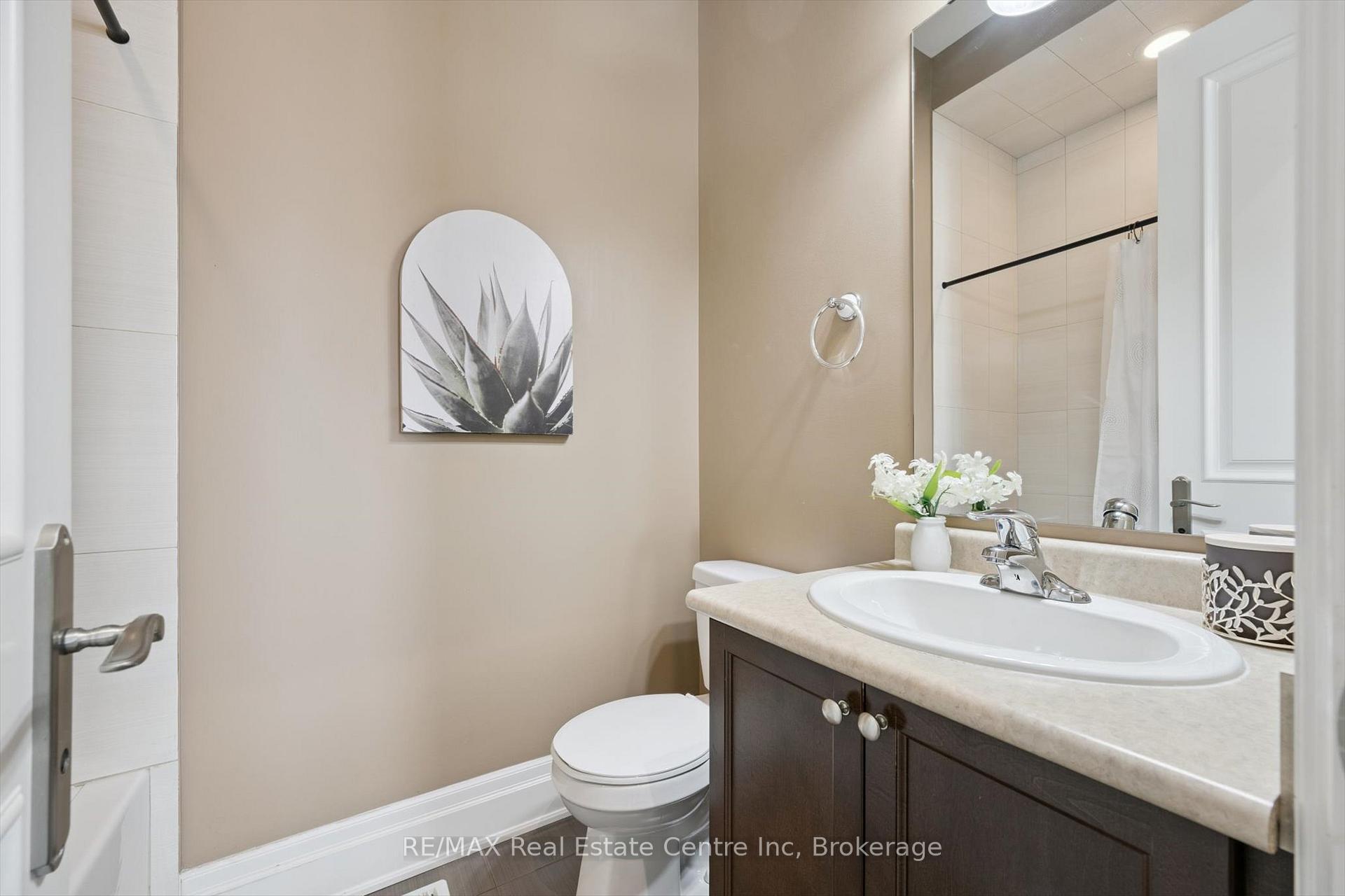 Photo 24 of 68 Gentle Fox Drive, Caledon, Rural Caledon — HOMEH