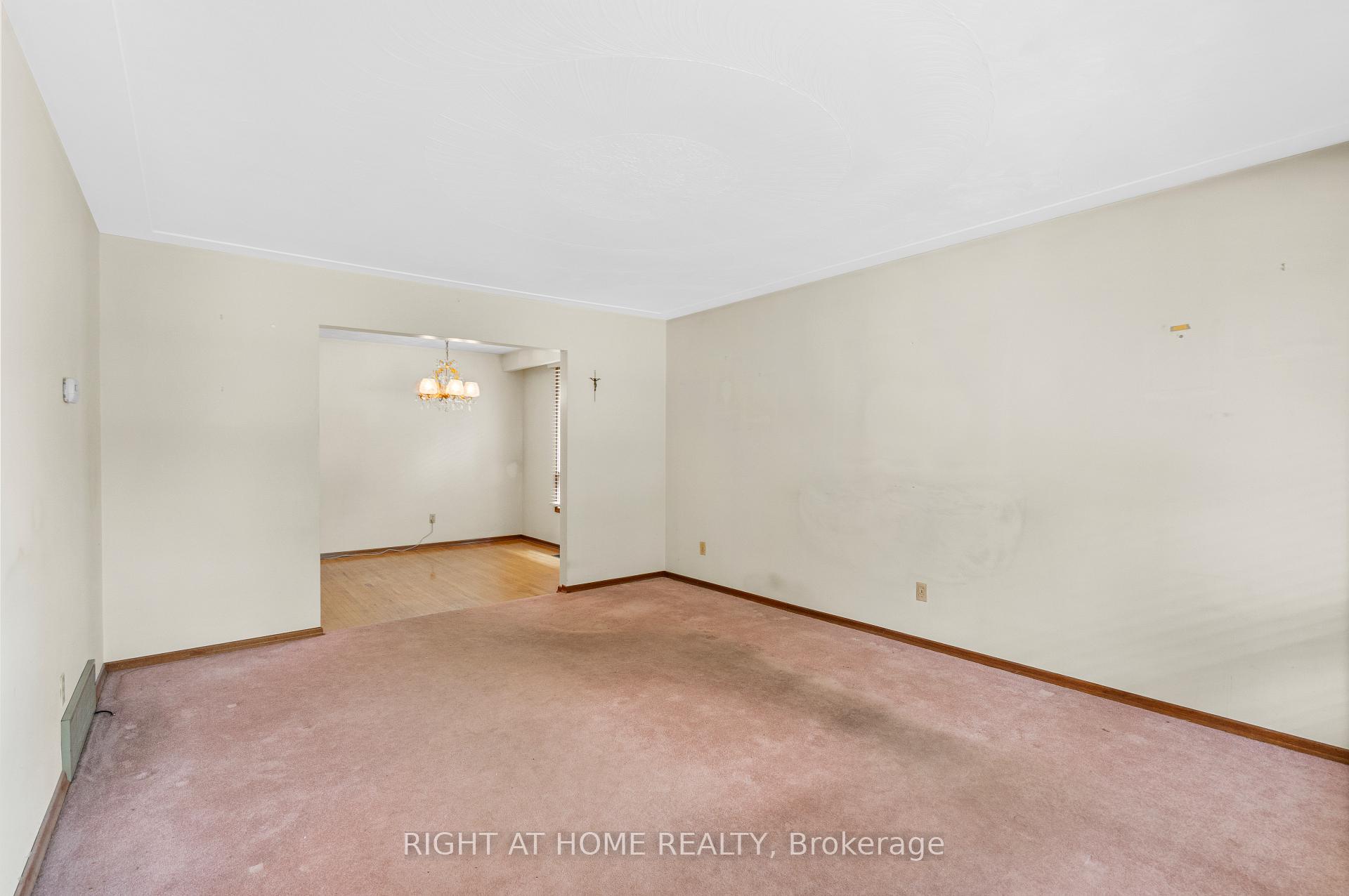 Photo 6 of 662 West 5th Street, Hamilton, Rolston — HOMEH