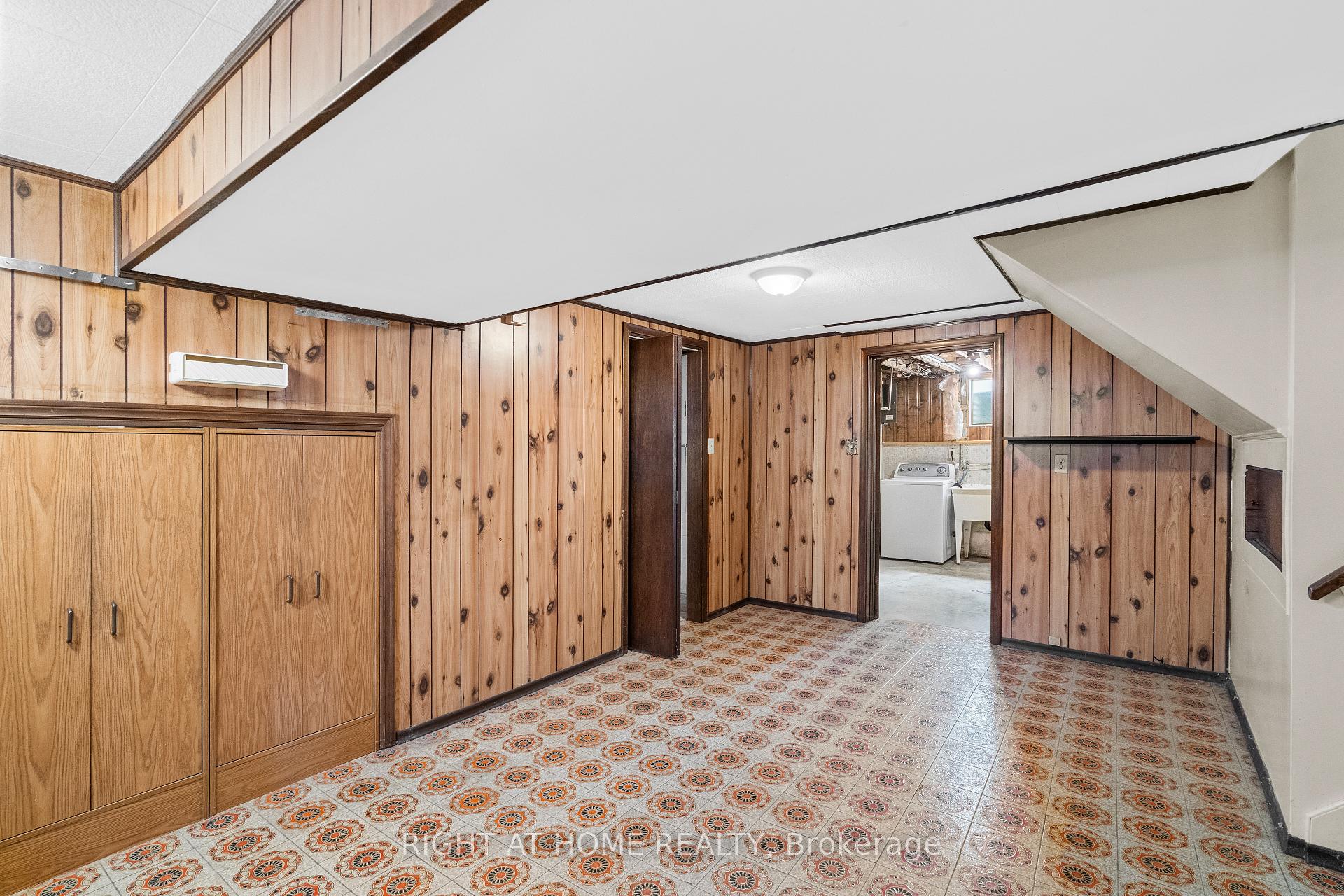 Photo 34 of 662 West 5th Street, Hamilton, Rolston — HOMEH