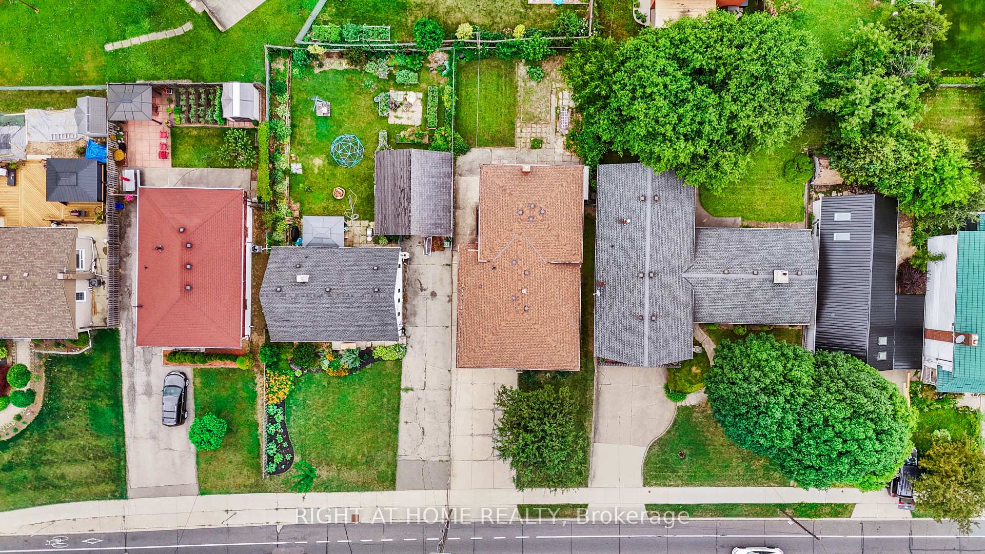 Photo 39 of 662 West 5th Street, Hamilton, Rolston — HOMEH