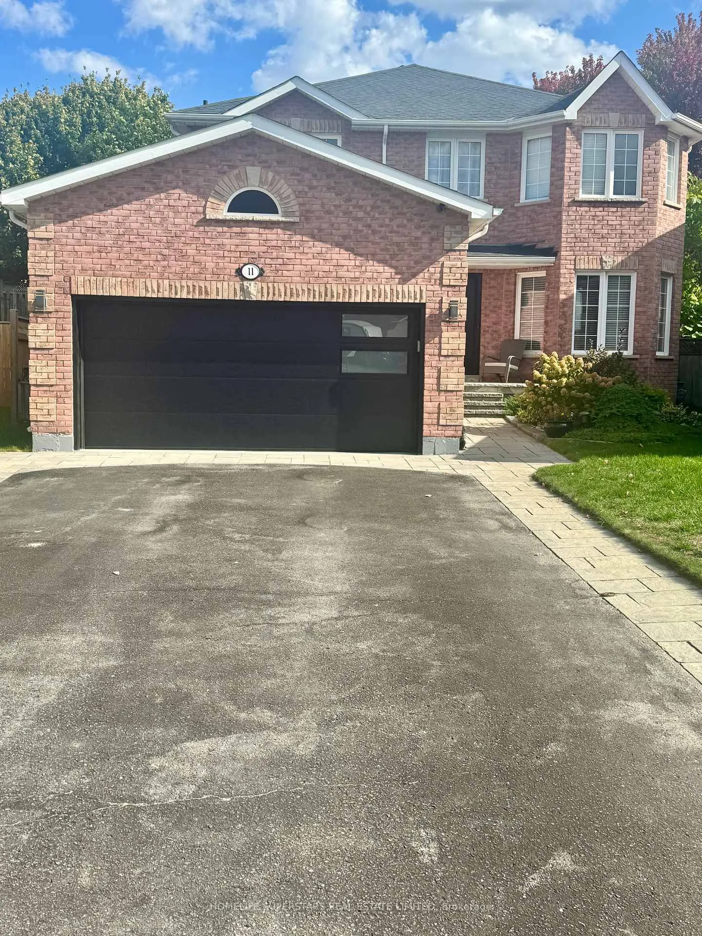 Front of 11 Kelsey Crescent