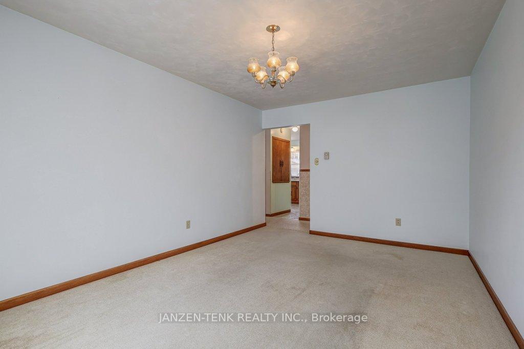 Photo 11 of 40 St George Street, Aylmer — HOMEH