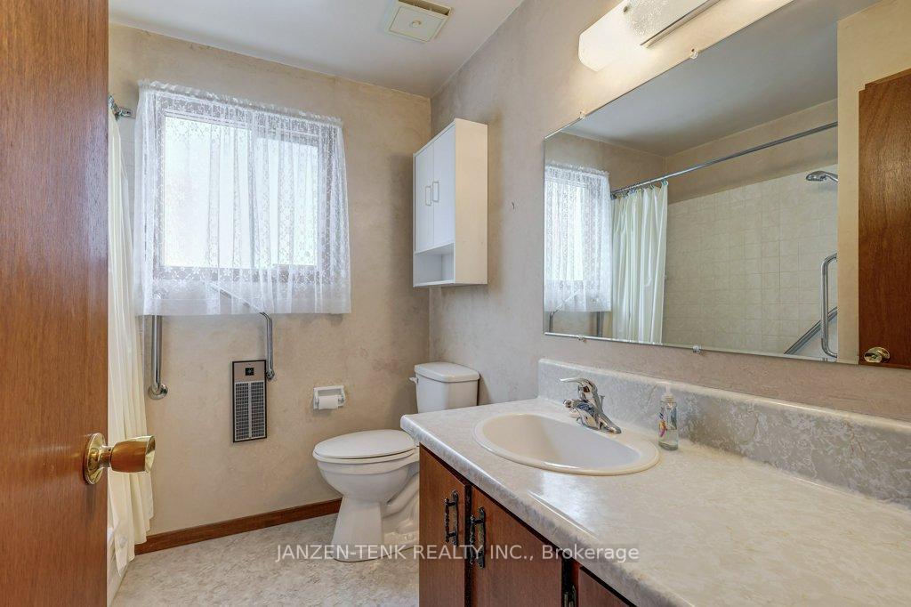 Photo 16 of 40 St George Street, Aylmer — HOMEH