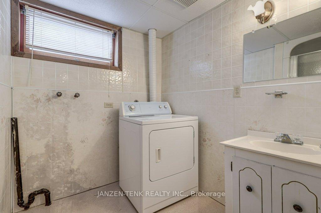 Photo 25 of 40 St George Street, Aylmer — HOMEH