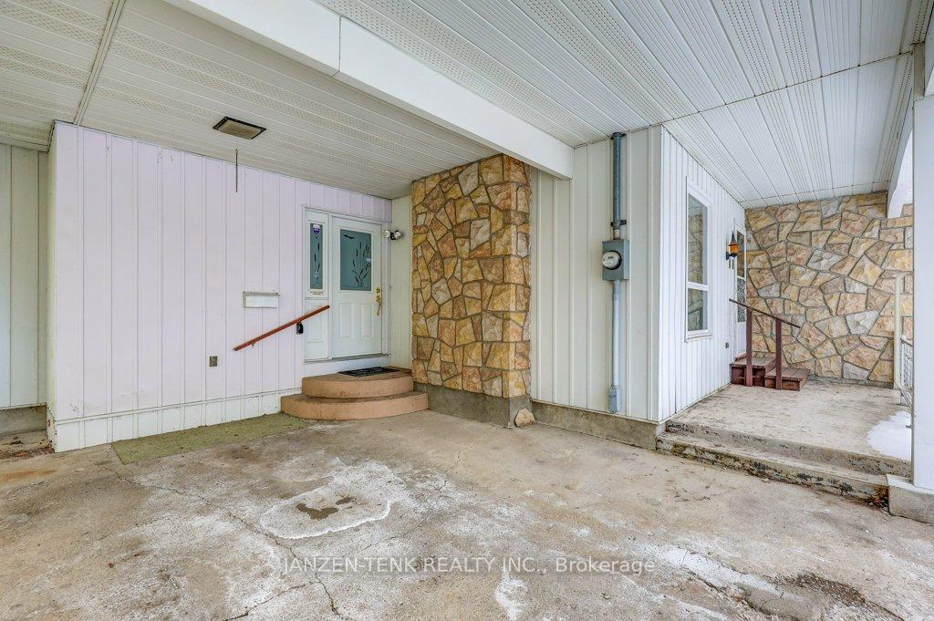 Photo 42 of 40 St George Street, Aylmer — HOMEH