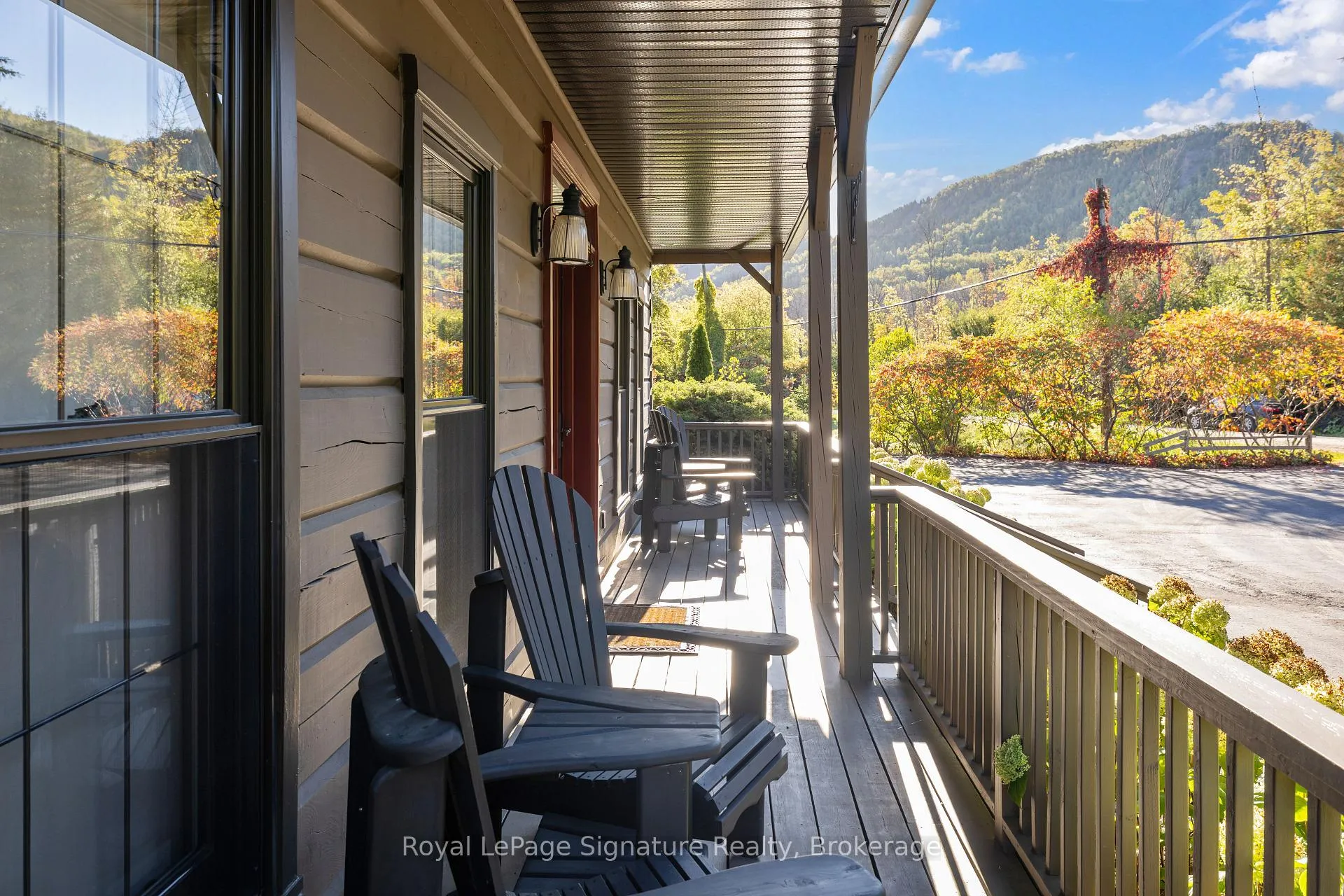 Photo 4 of 133 Old Lakeshore Road, Blue Mountains — HOMEH