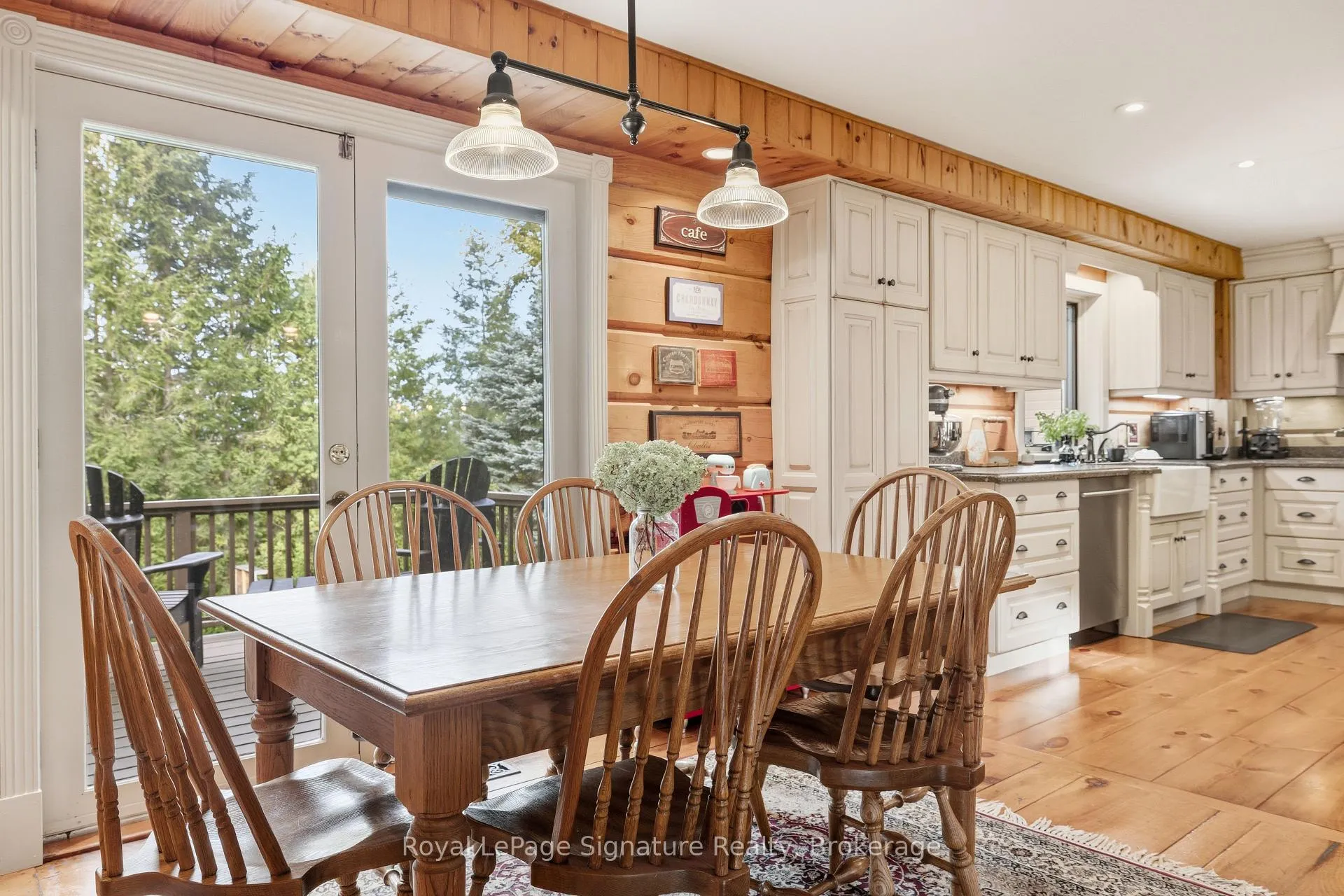 Photo 10 of 133 Old Lakeshore Road, Blue Mountains — HOMEH