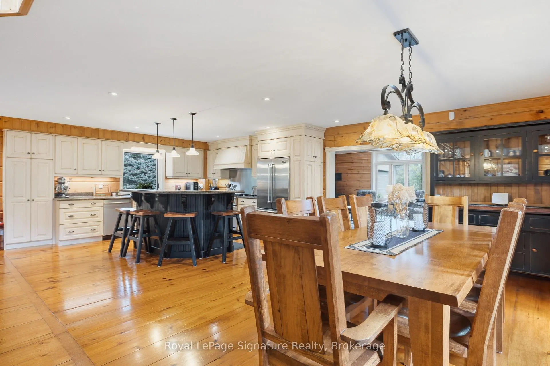 Photo 14 of 133 Old Lakeshore Road, Blue Mountains — HOMEH
