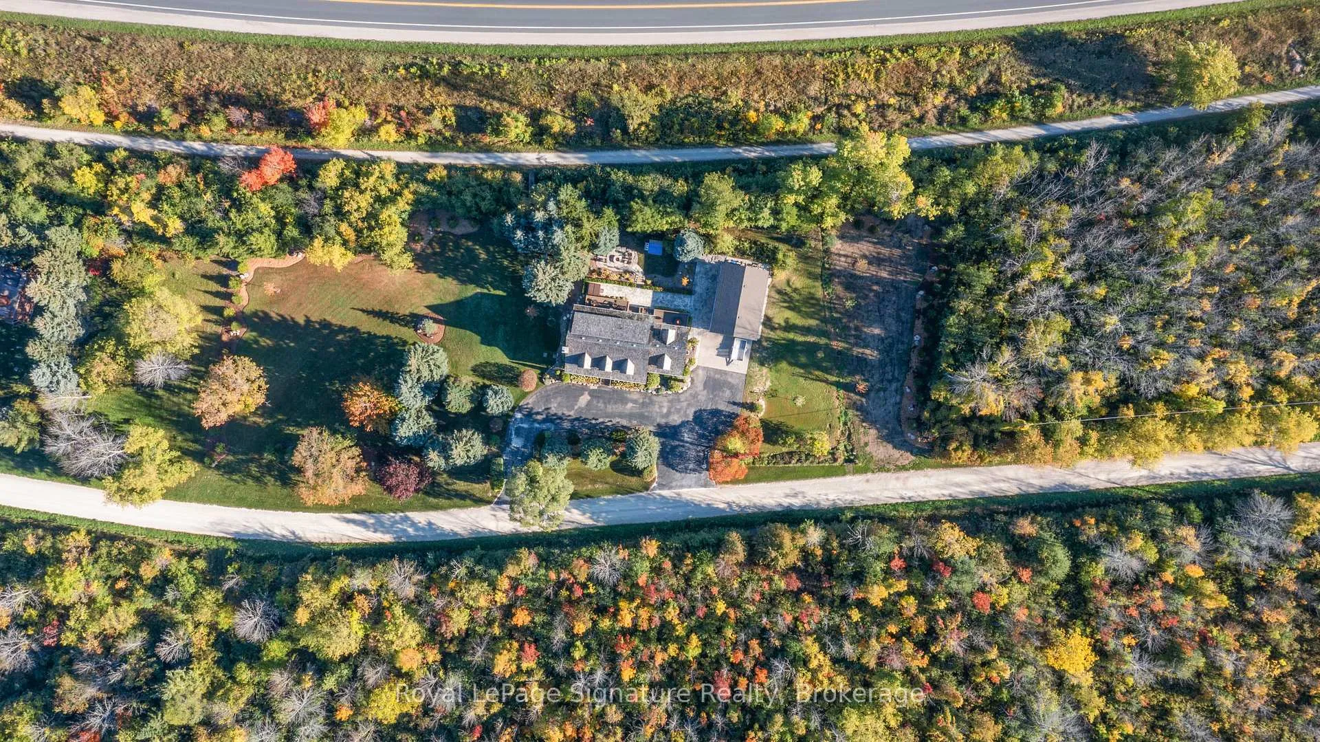 Photo 42 of 133 Old Lakeshore Road, Blue Mountains — HOMEH