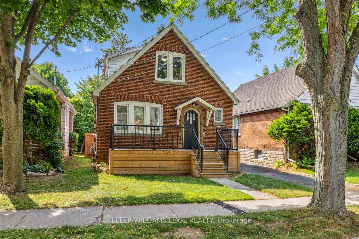 Photo 3 of 61 Bond Street N, Hamilton, Westdale — HOMEH