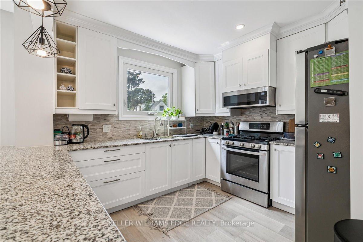 Photo 20 of 61 Bond Street N, Hamilton, Westdale — HOMEH