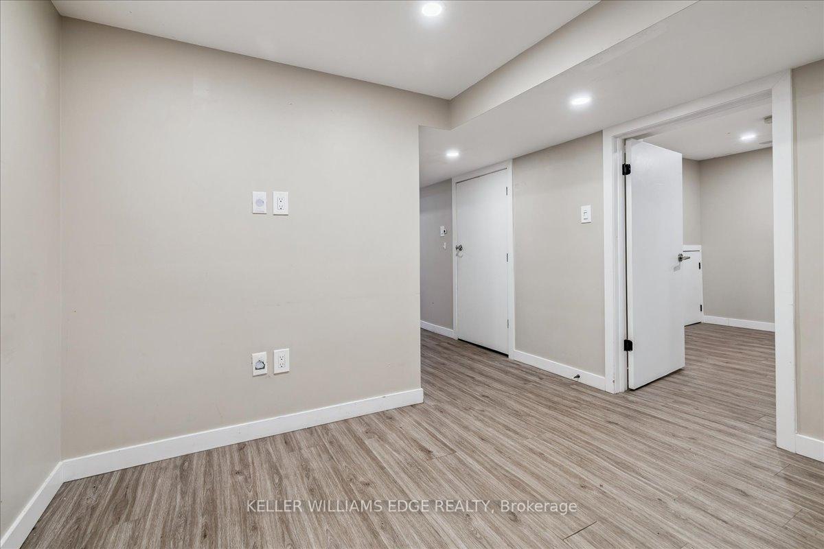 Photo 34 of 61 Bond Street N, Hamilton, Westdale — HOMEH