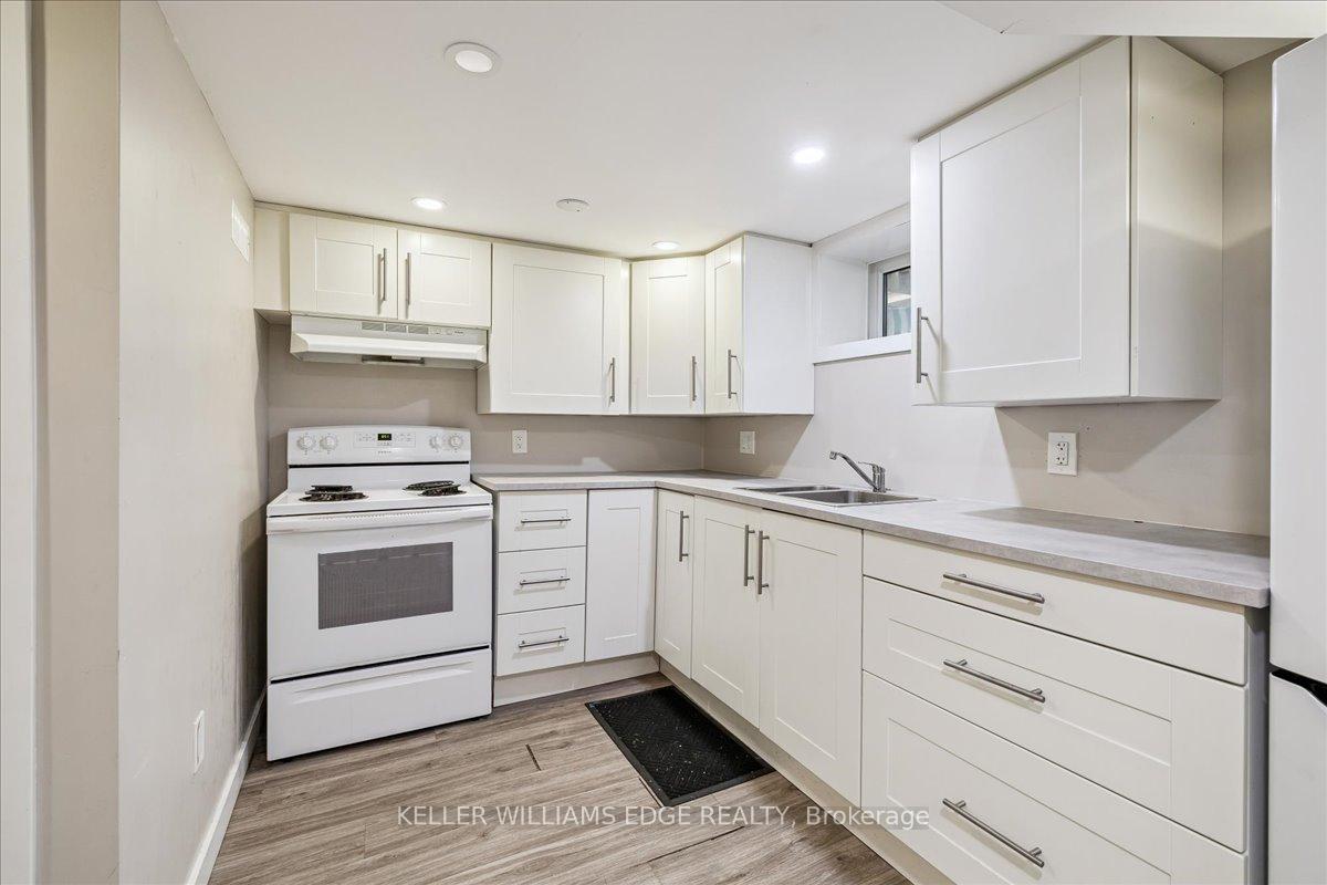 Photo 36 of 61 Bond Street N, Hamilton, Westdale — HOMEH