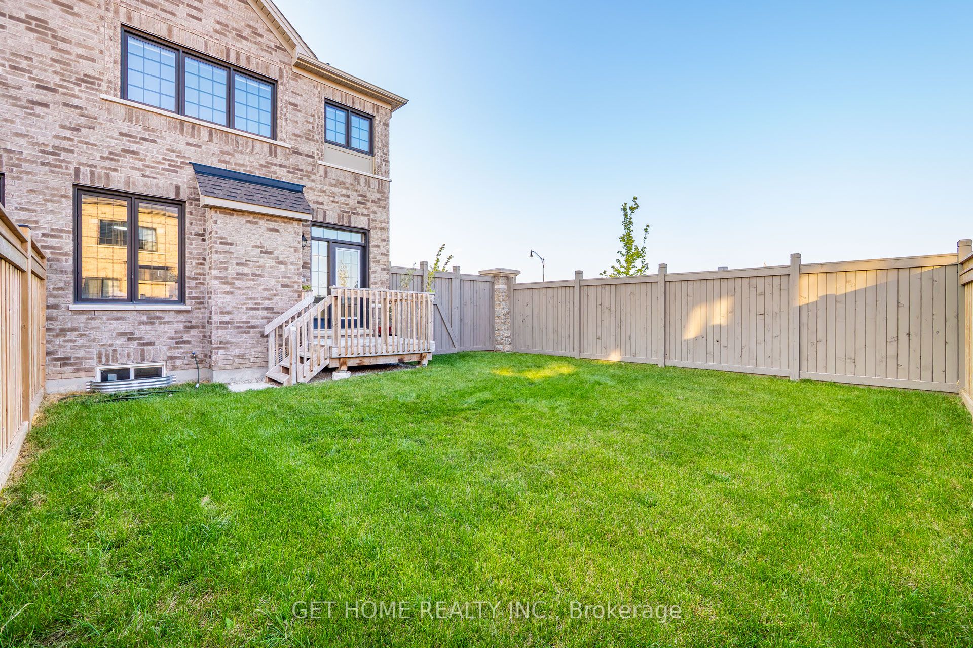 Photo 96 of 1 Fordham Road, Brampton, Bram West — HOMEH