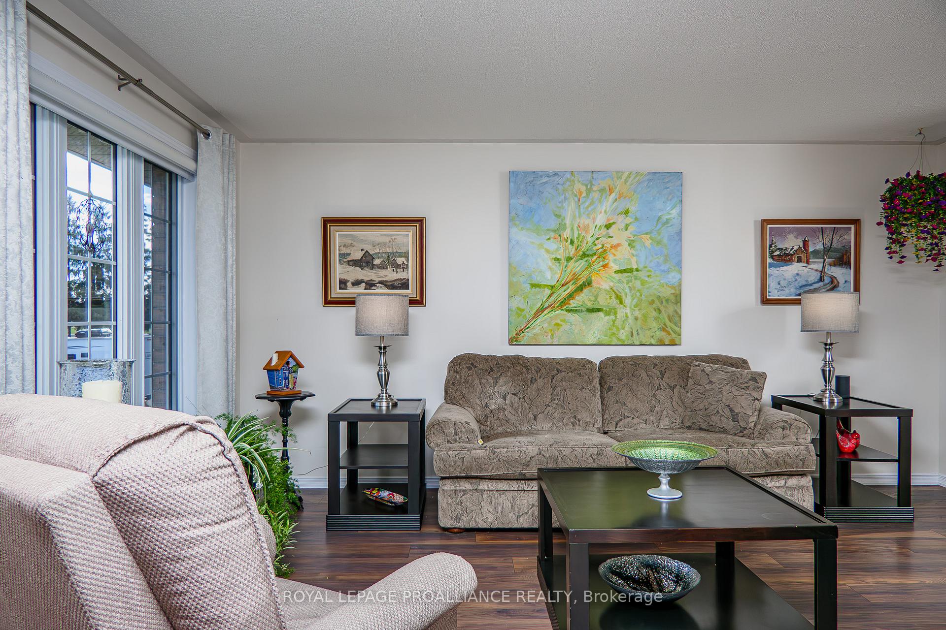 Photo 16 of 2 Daniels Drive, Brighton — HOMEH