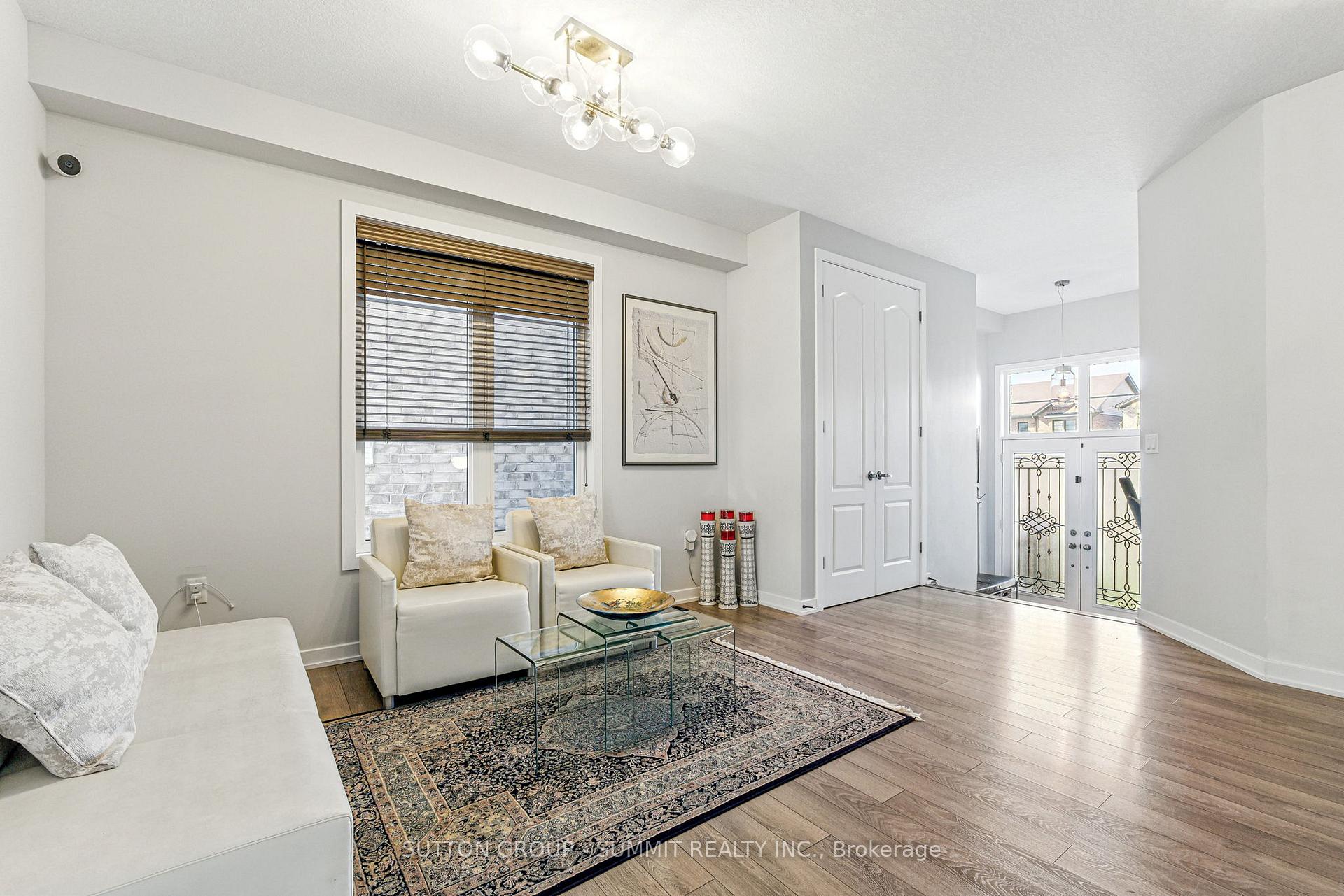 Photo 5 of 40 Aldgate Avenue, Hamilton, Stoney Creek Mountain — HOMEH